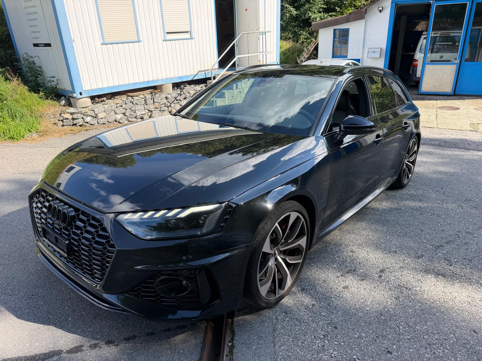 AUDI 2.9 V6 TFSI quattro T-Tronic-image-1