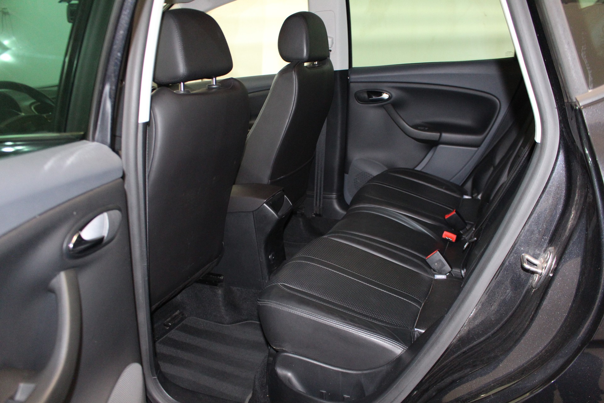 SEAT Altea 2.0 TDI DPF Style DSG-image-7