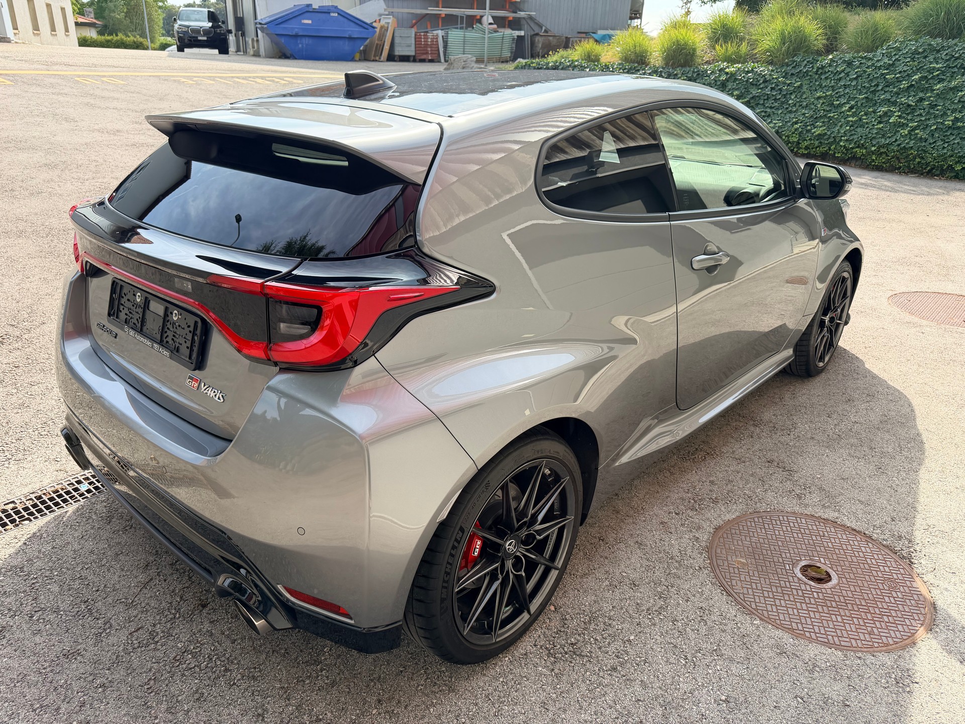 TOYOTA Yaris 1.6 GR Sport A-image-3