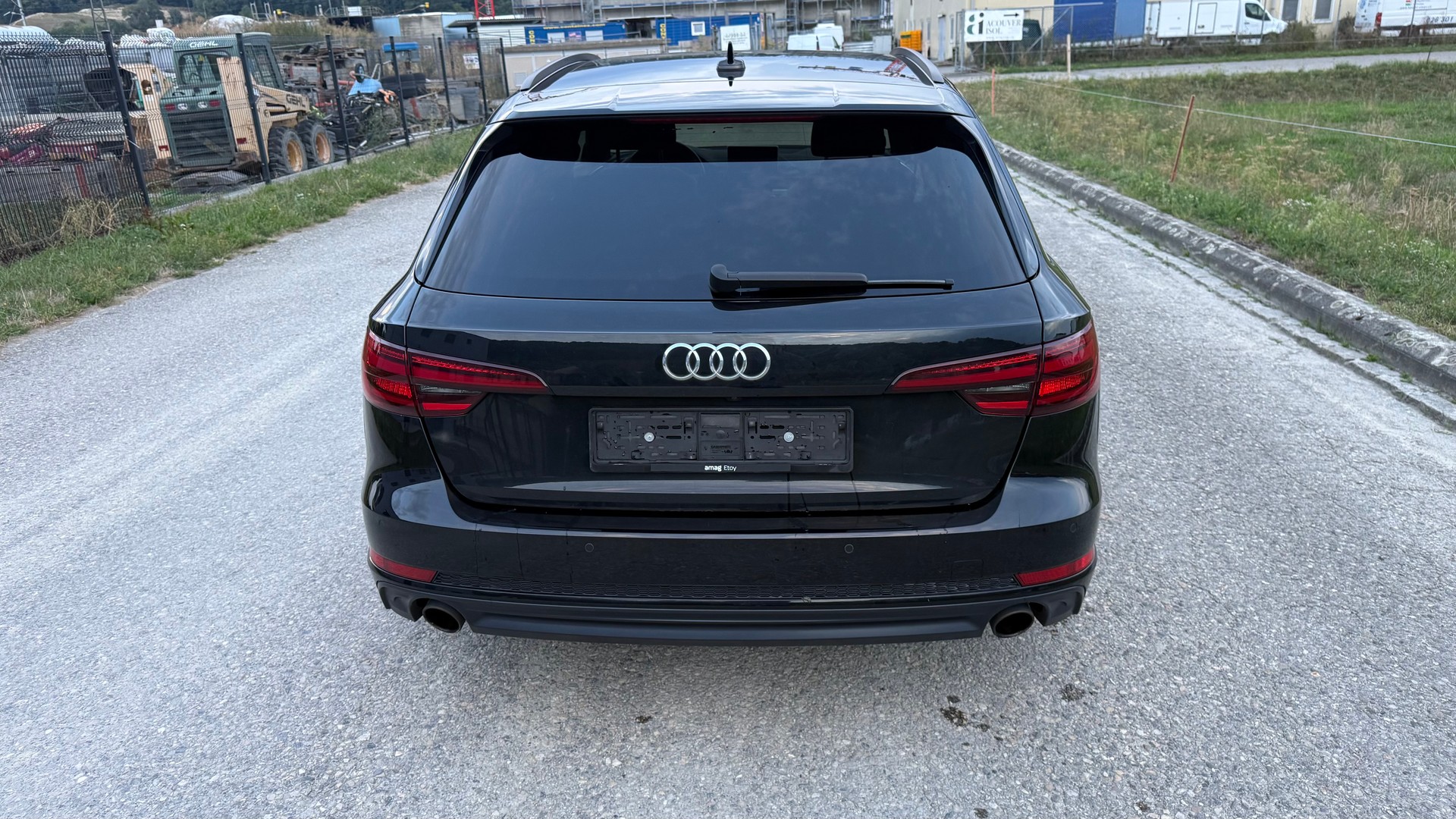 AUDI A4 Avant 2.0 TFSI Sport quattro S-tronic-image-5