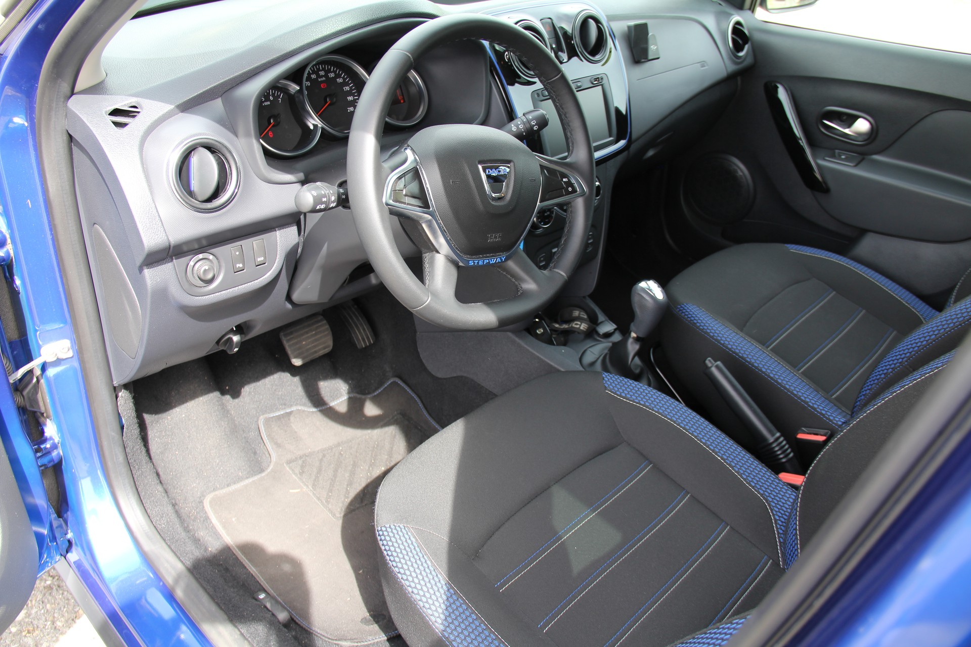DACIA Sandero Tce 90 Stepway Easy-R-image-7