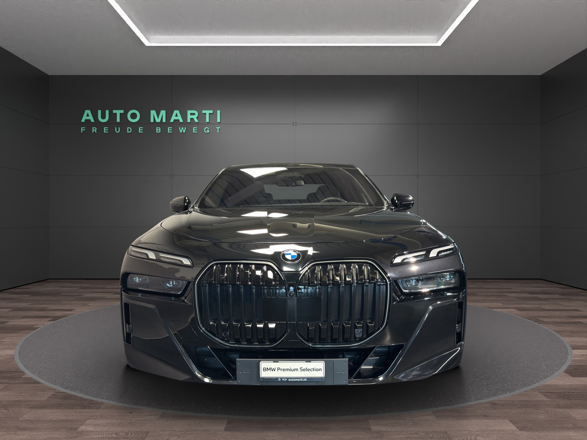BMW 740d xDrive M Sport-image-4