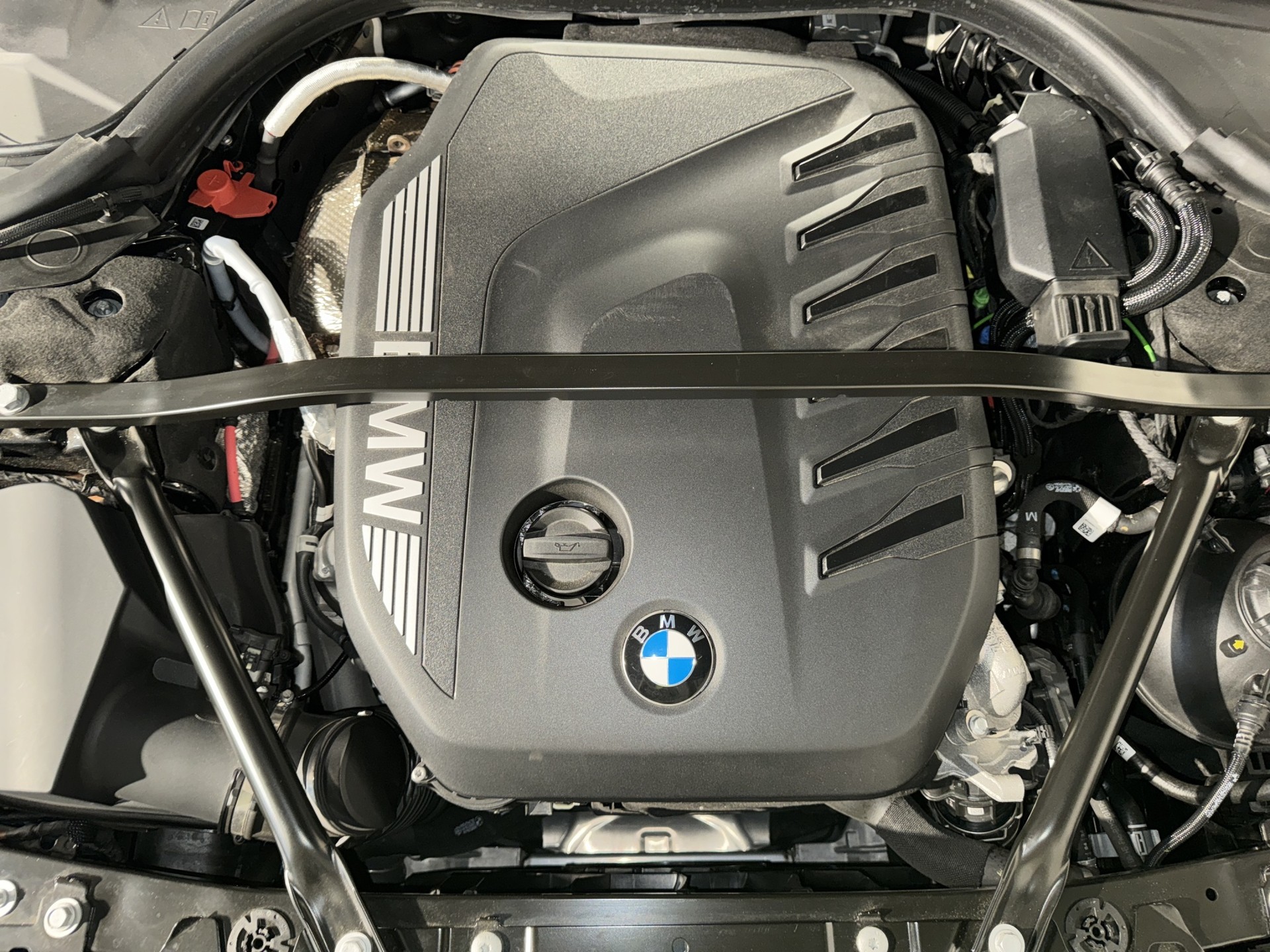 BMW 740d xDrive M Sport-image-21