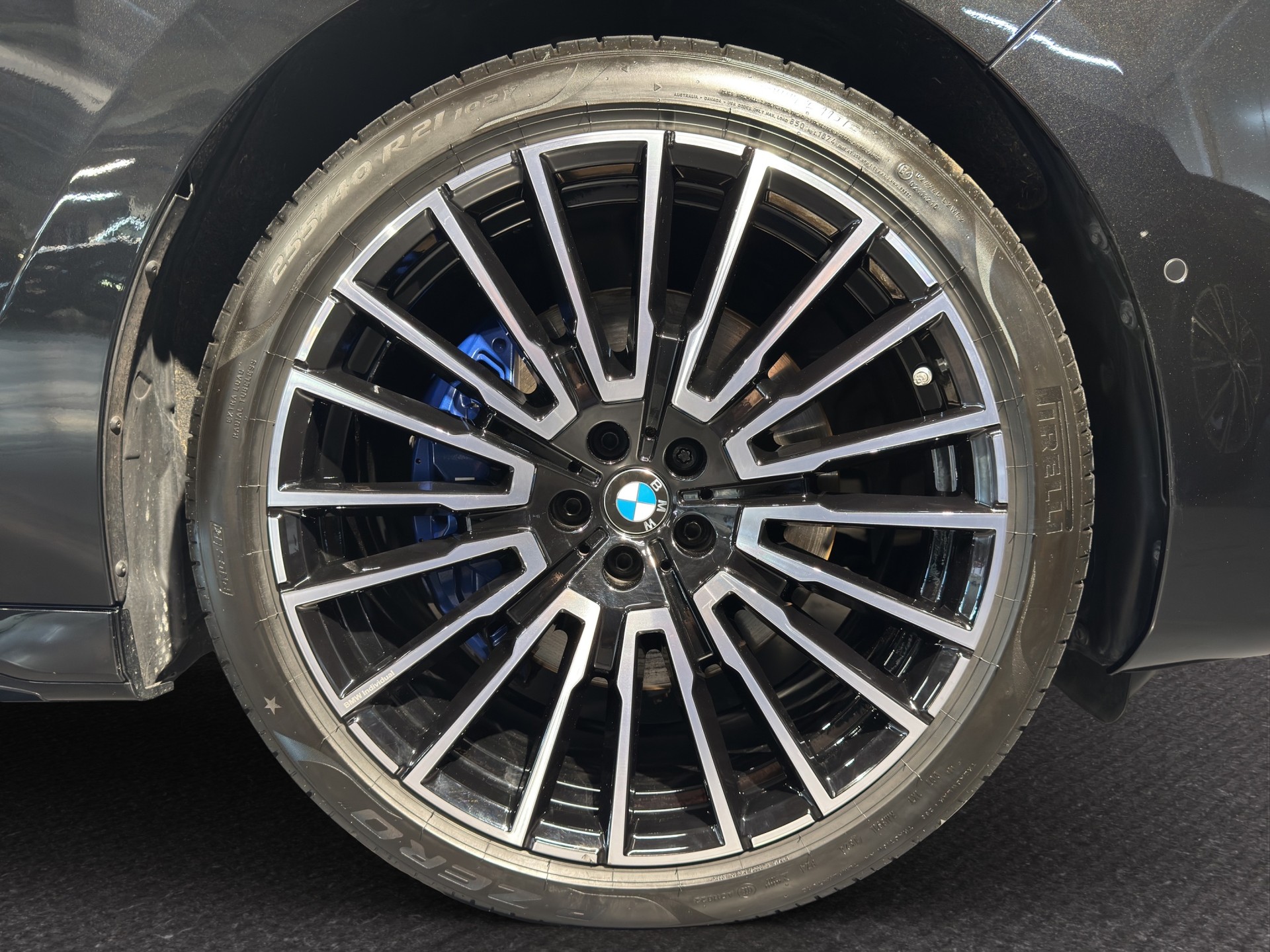 BMW 740d xDrive M Sport-image-14
