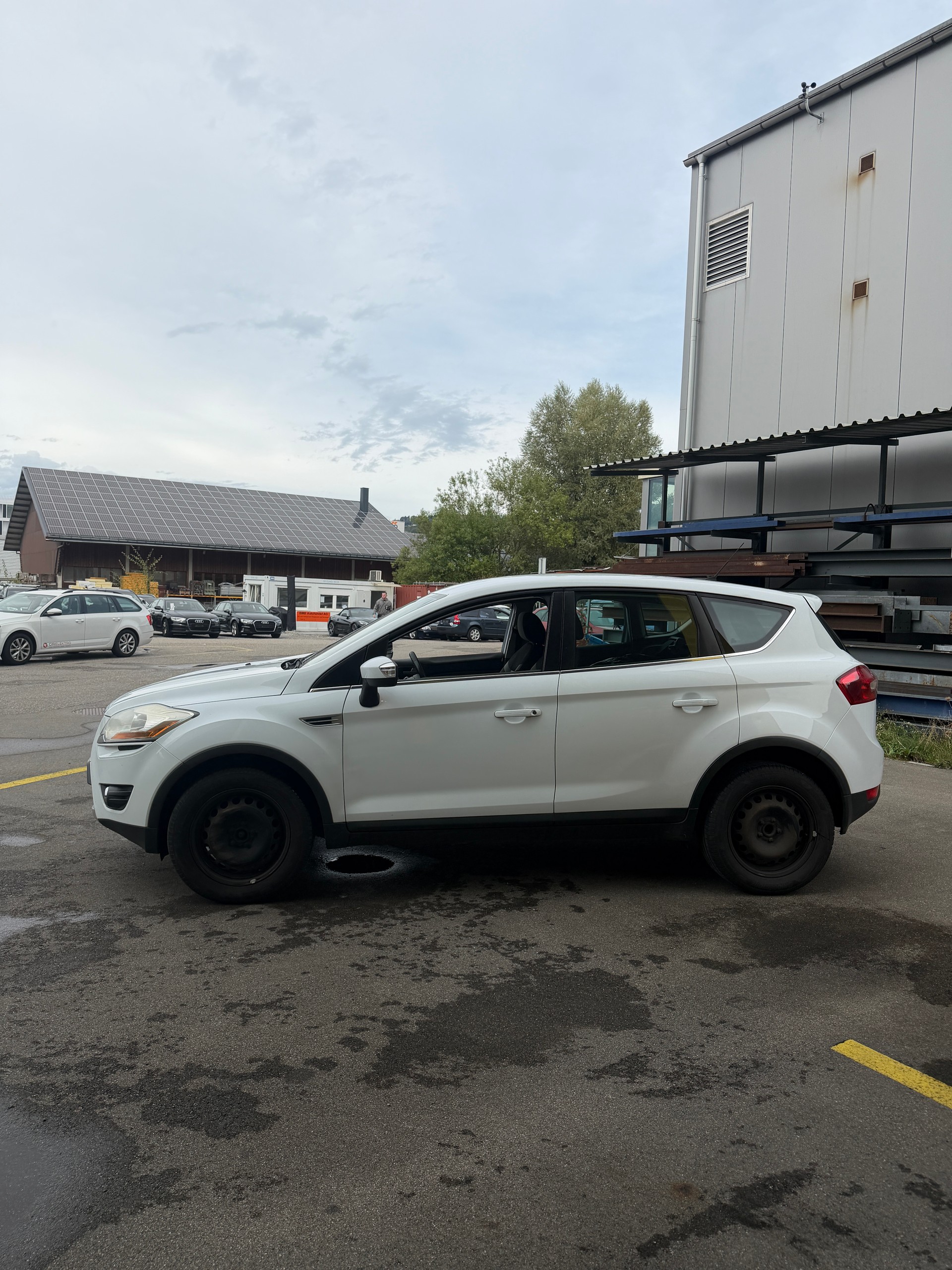 FORD Kuga 2.0 TDCi Carving 2WD-image-3