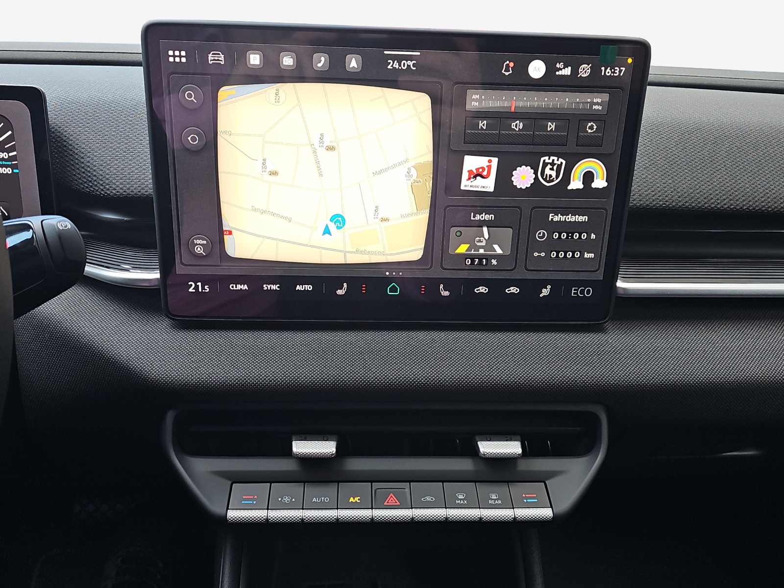 VW ID.Polo 52 kWh Life Edition One-image-10