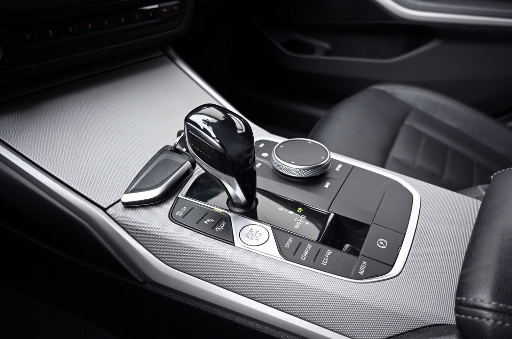 BMW 330i Touring xDrive Steptronic-image-9