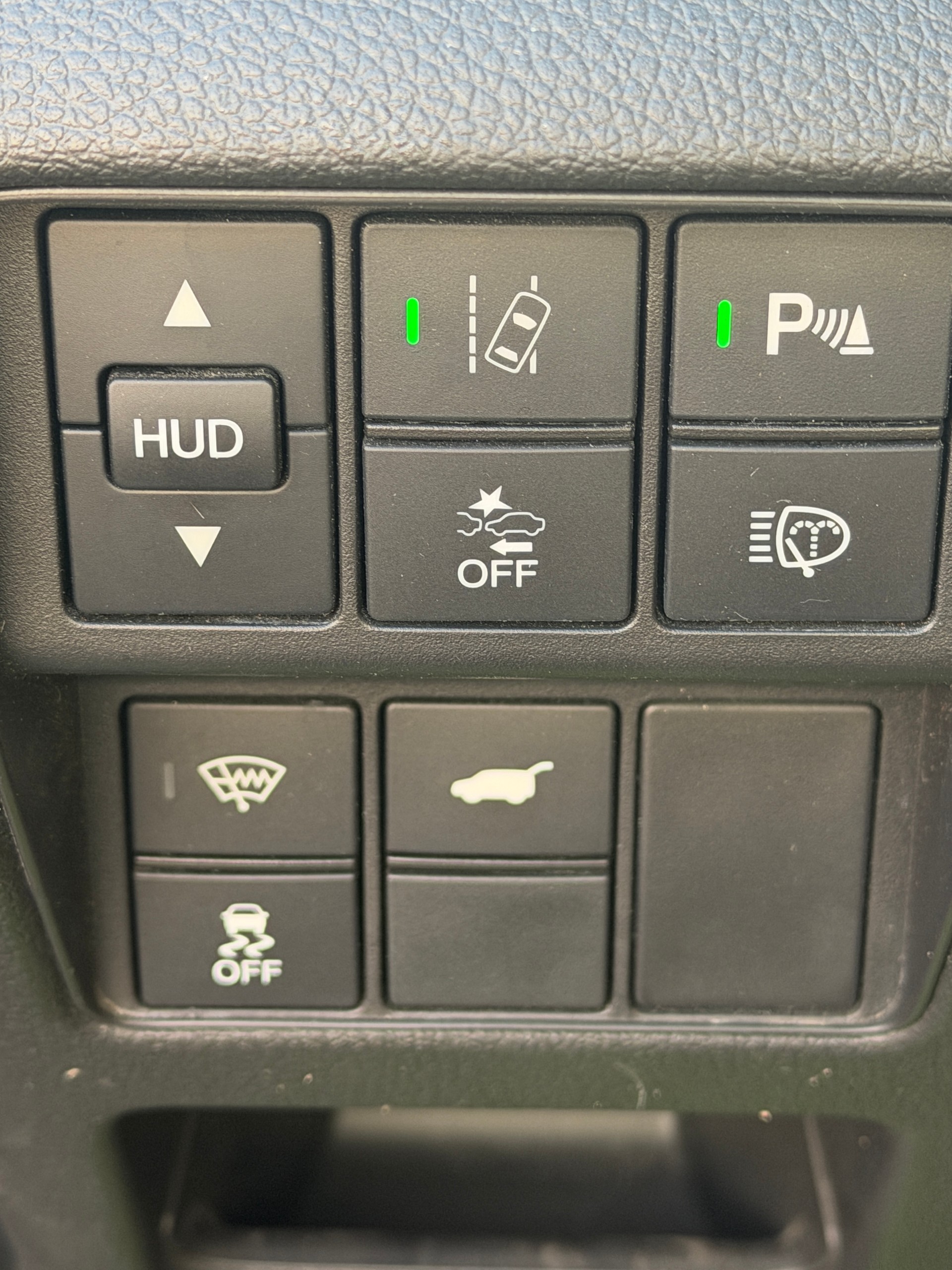 HONDA CR-V 1.5 i-VTEC Executive 4WD Automatic-image-12