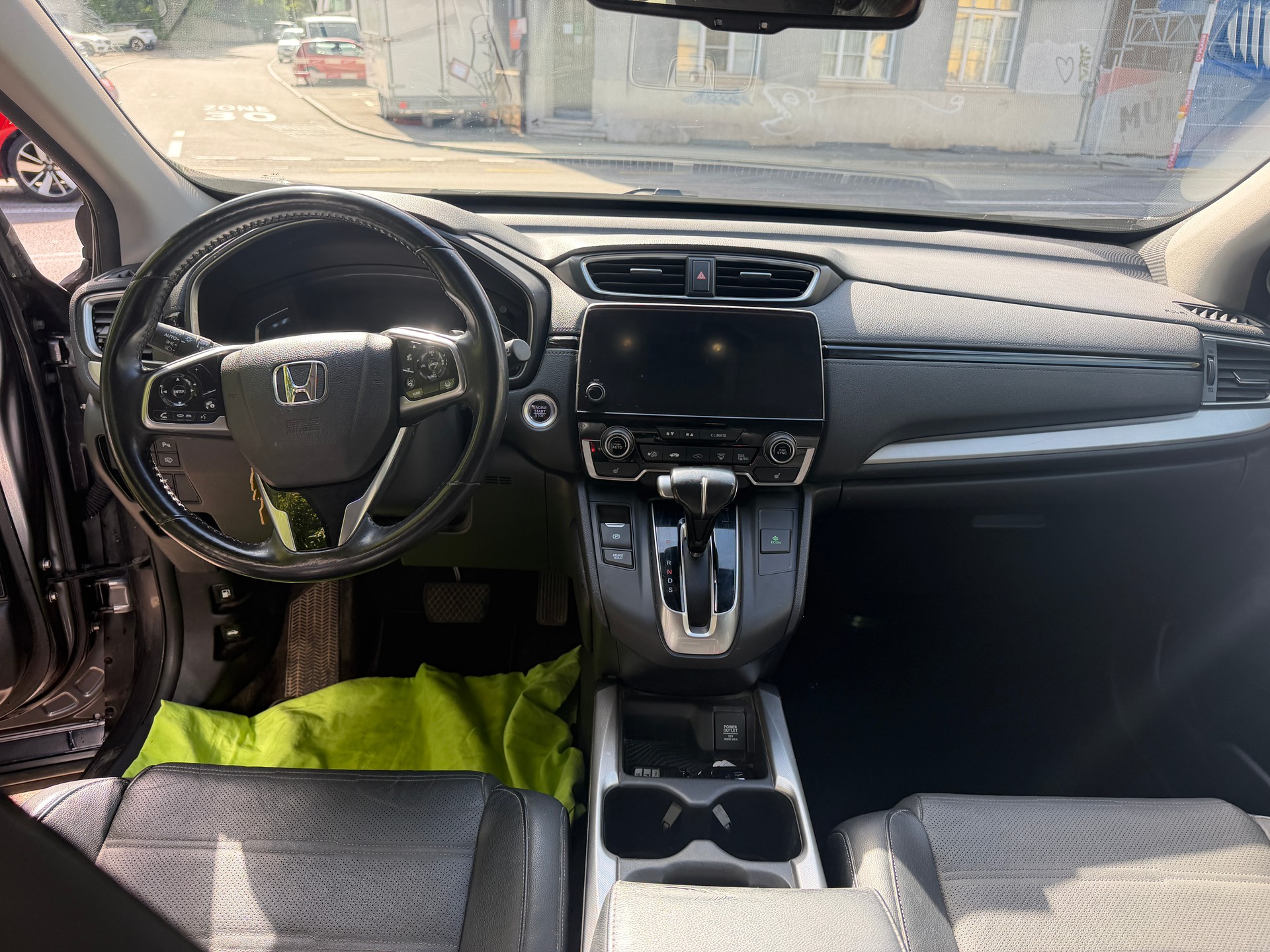 HONDA CR-V 1.5 i-VTEC Executive 4WD Automatic-image-7