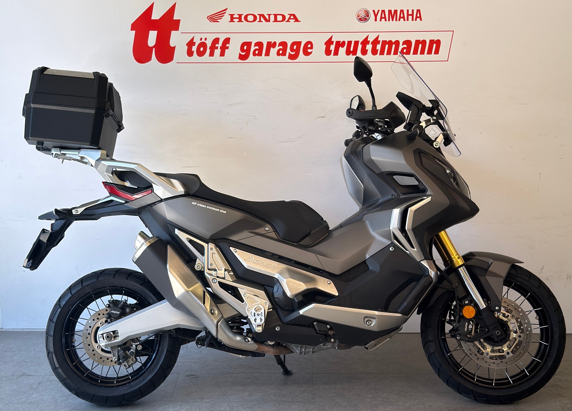 HONDA X-ADV 750 ABS