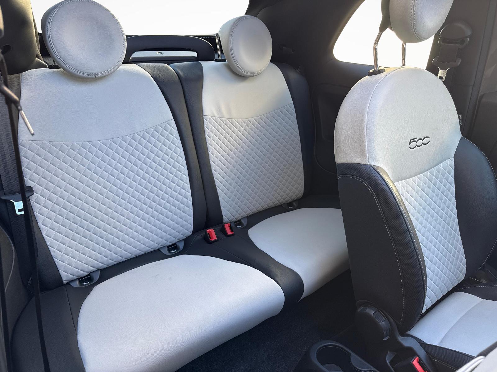 FIAT 500 C 1.0 Hybrid Dolcevita-image-11