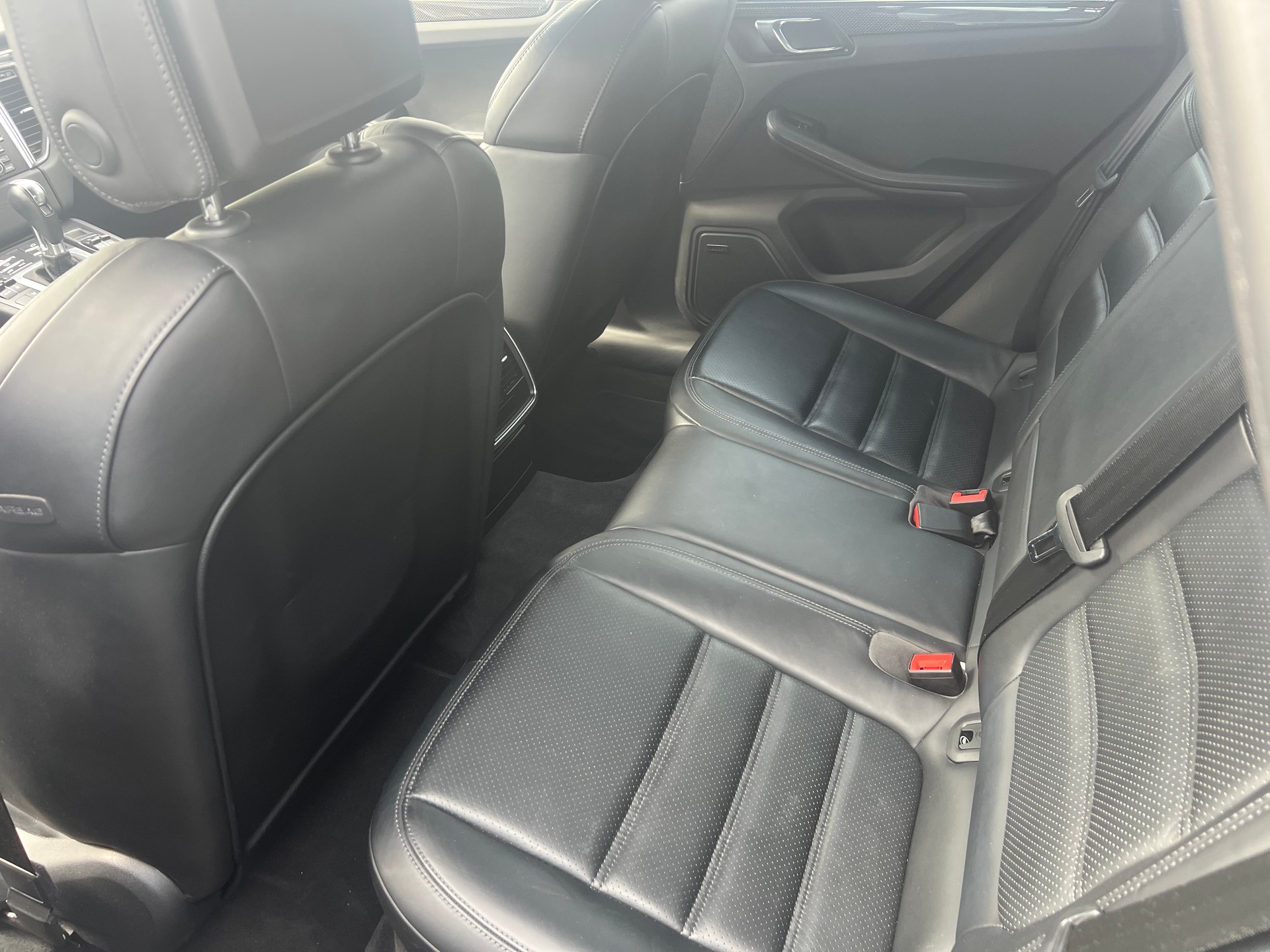 PORSCHE Macan Turbo PDK-image-7