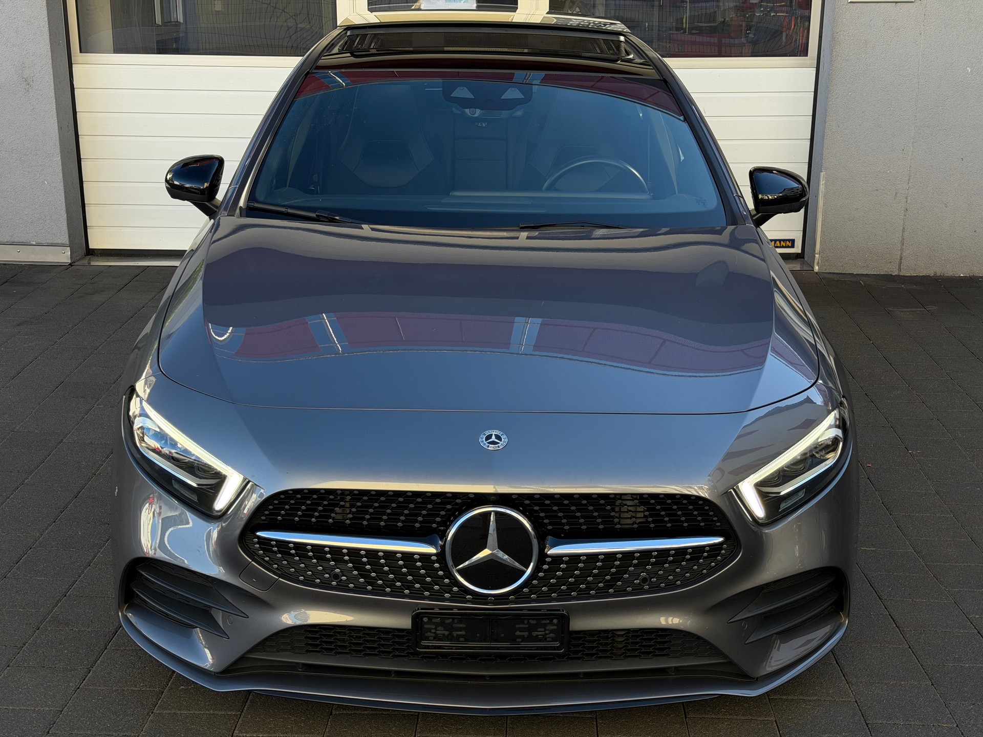 MERCEDES-BENZ A 250 4Matic AMG Line 4Matic 7G-DCT*Garantie*Gratis-Service*Top Austattung*CH-FHZ*Panoramadach*360 Grad Kamera* USW.*-image-2