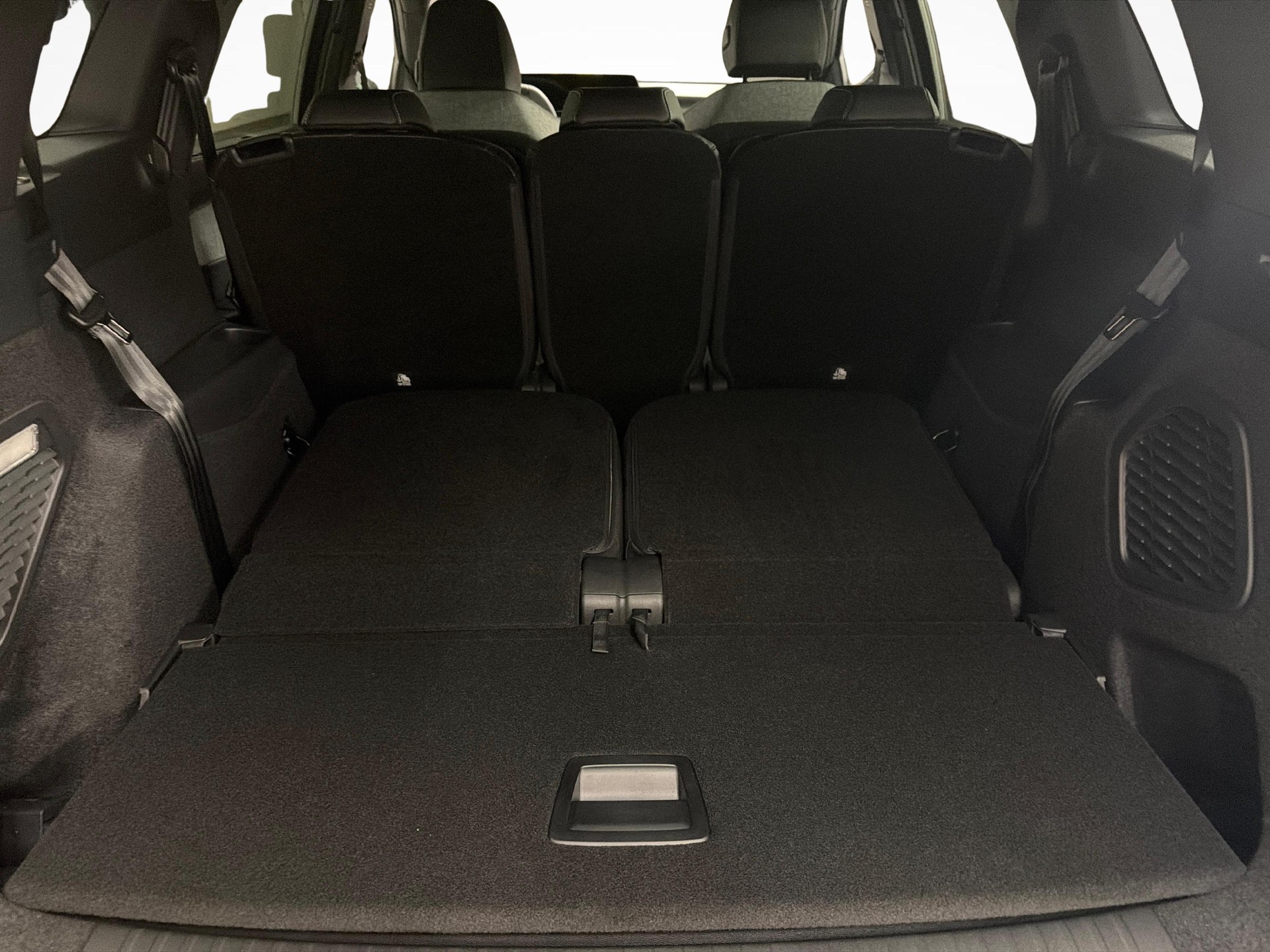 PEUGEOT 5008 1.6 PHEV GT-image-11