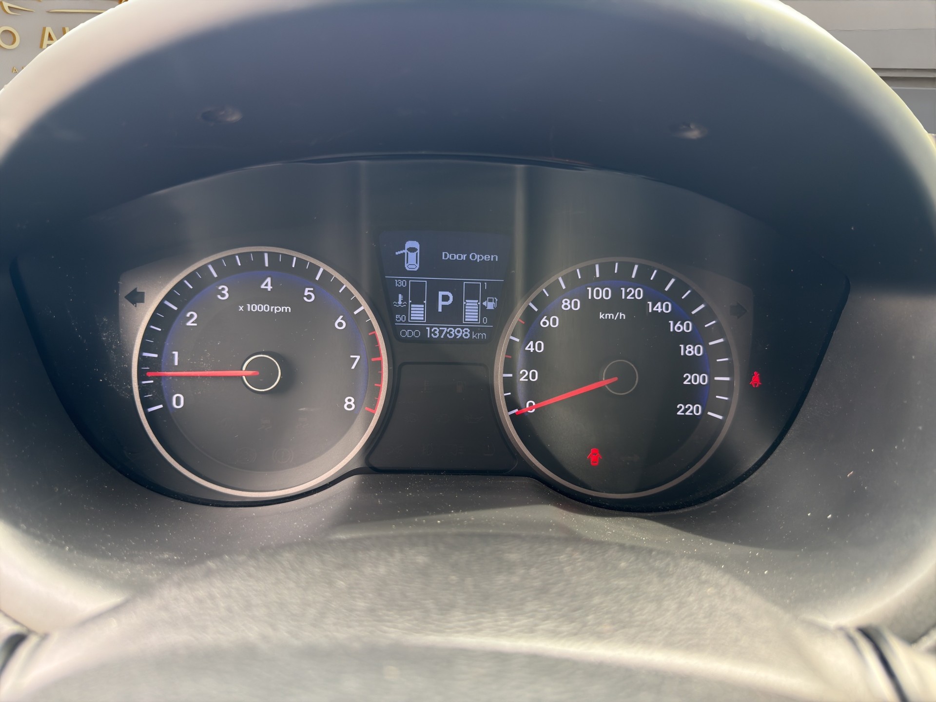 HYUNDAI i20 1.4 Premium Automatic-image-9
