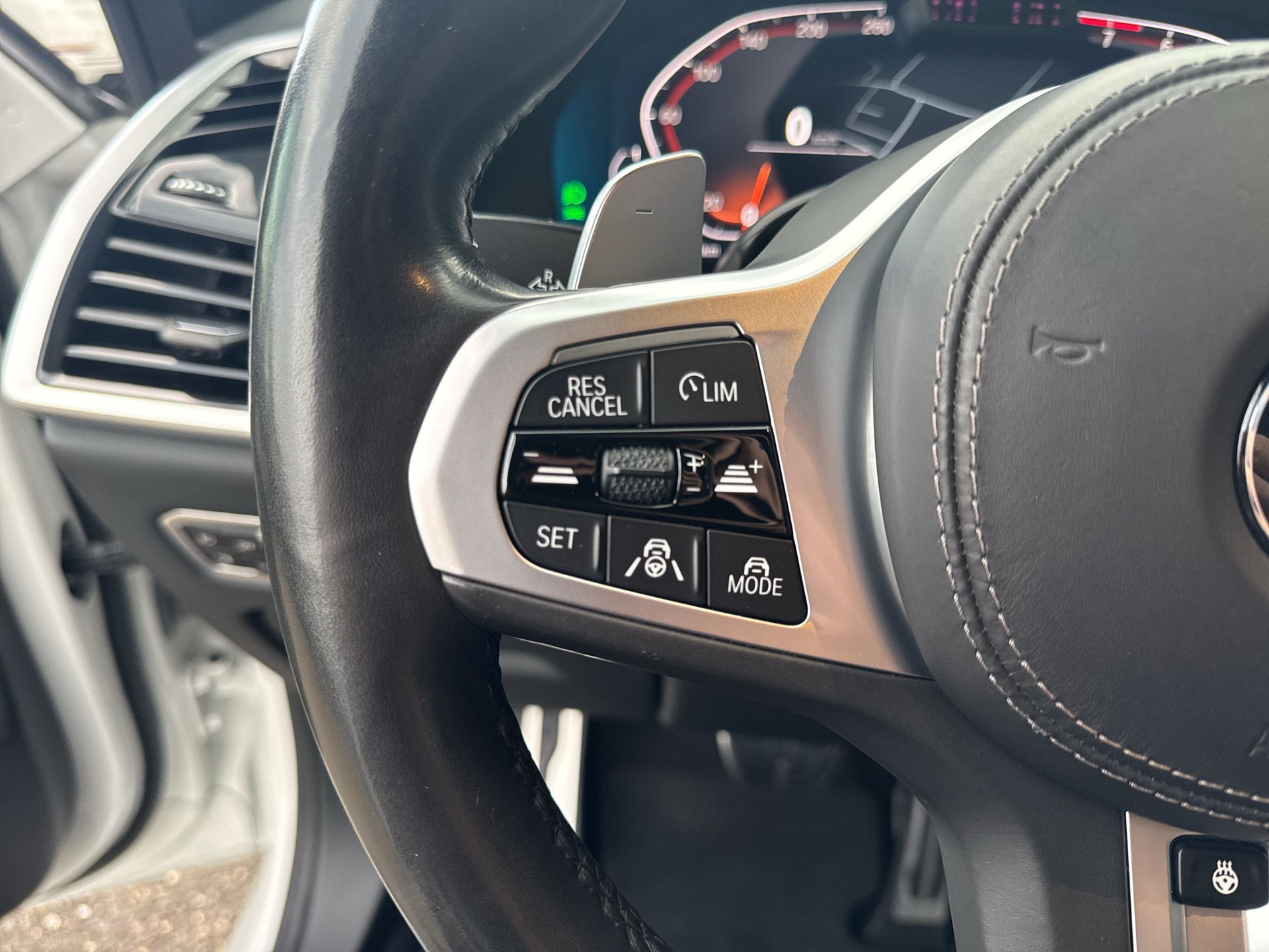 BMW X5 xDrive 40i M Sport Steptronic-image-14