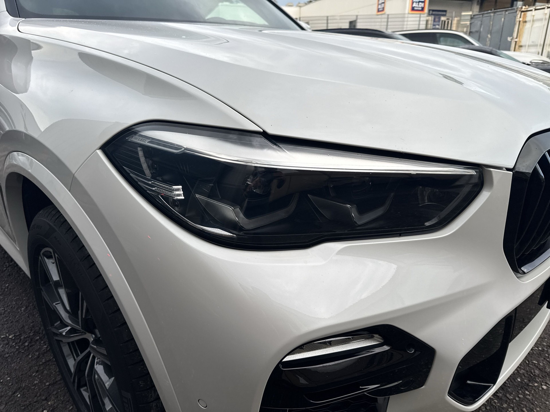 BMW X5 xDrive 40i M Sport Steptronic-image-17