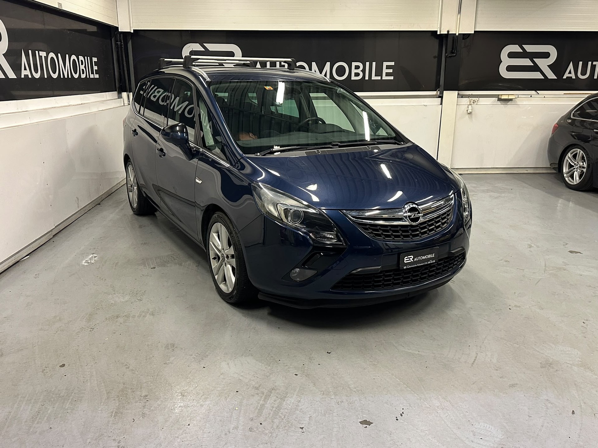 OPEL Zafira Tourer 1.4i 16V Turbo Sport 7-Plätze-image-1