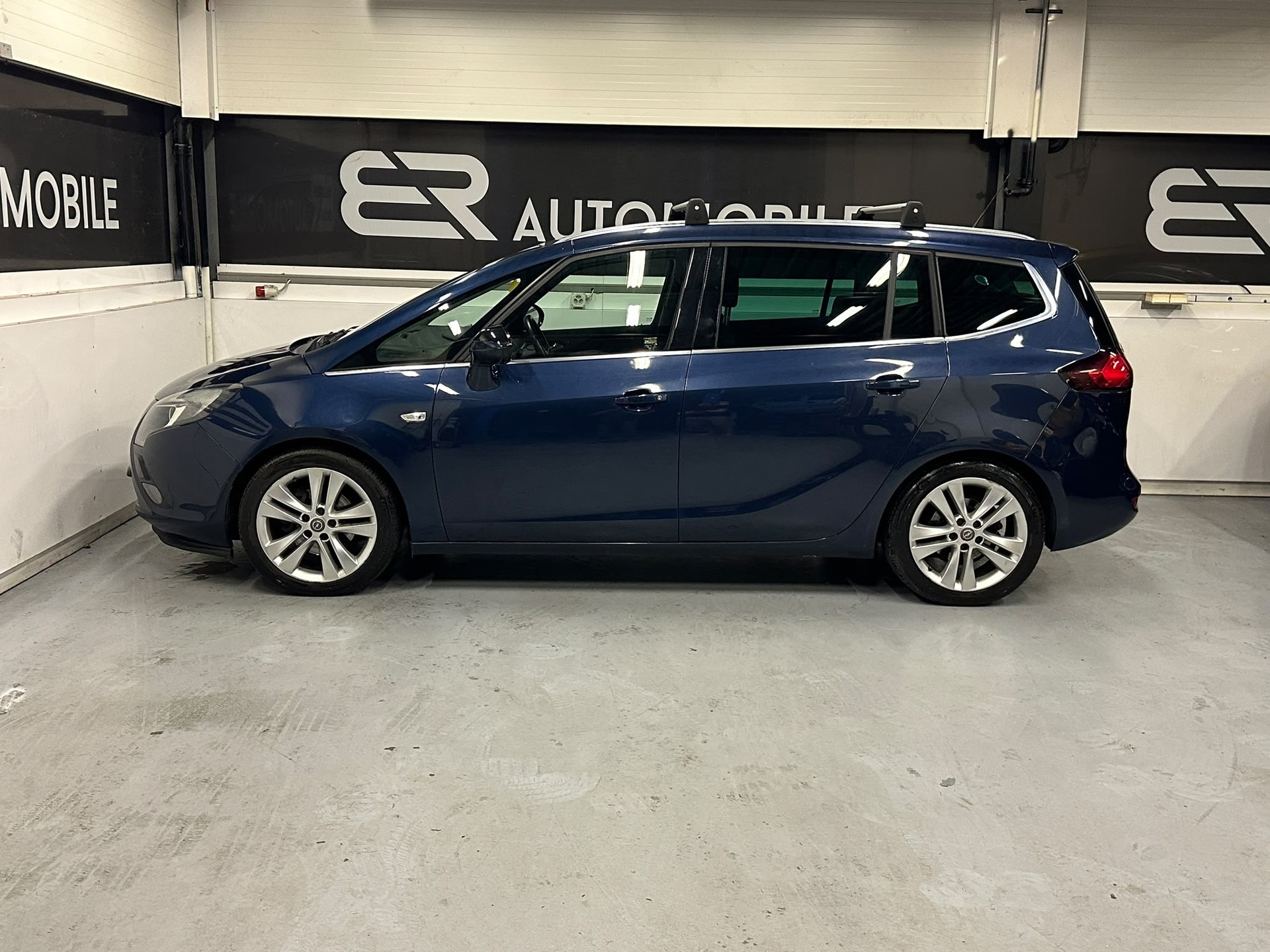 OPEL Zafira Tourer 1.4i 16V Turbo Sport 7-Plätze-image-3