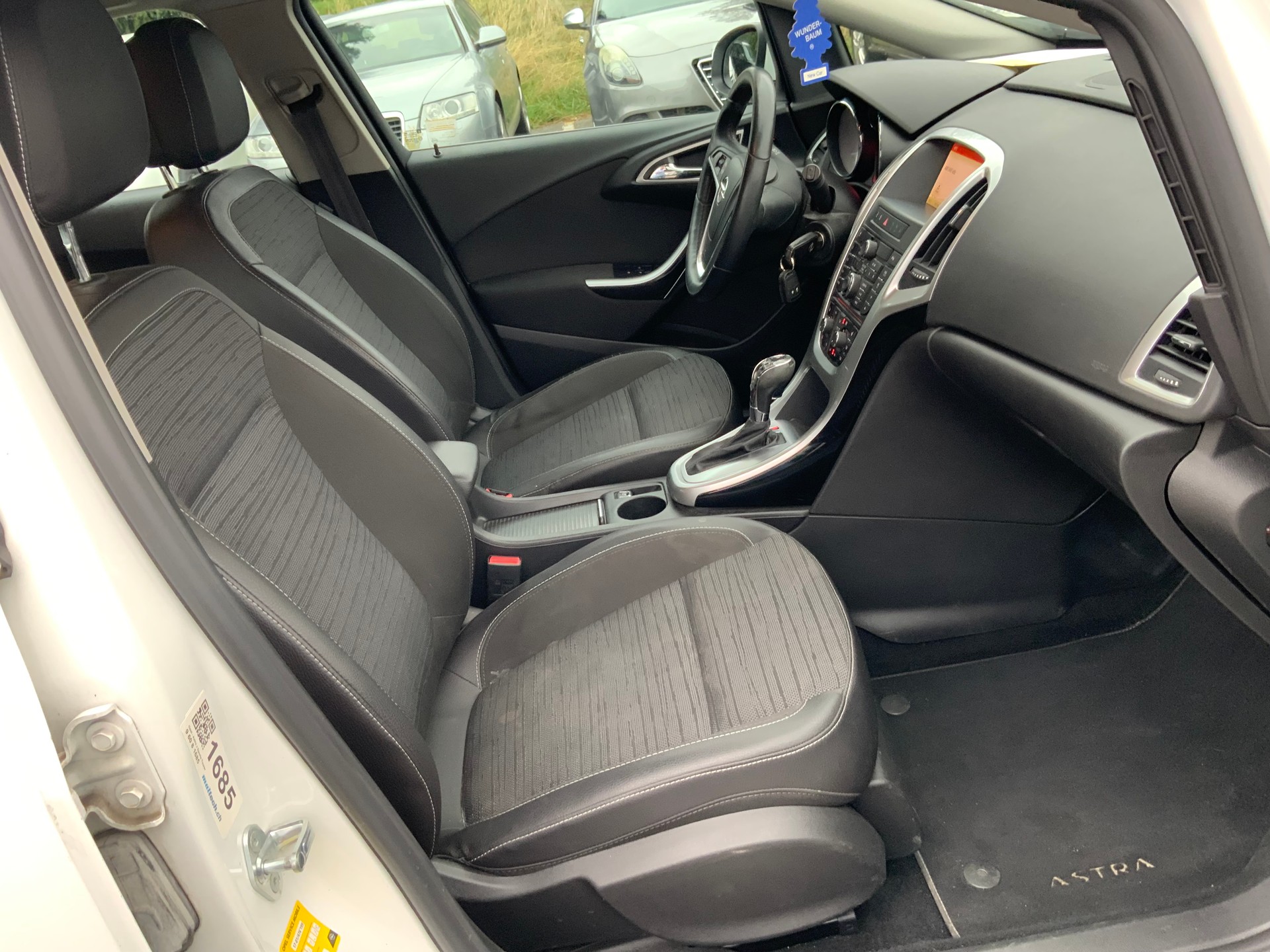 OPEL Astra SportsTourer 2.0 CDTi Sport Automatic-image-10