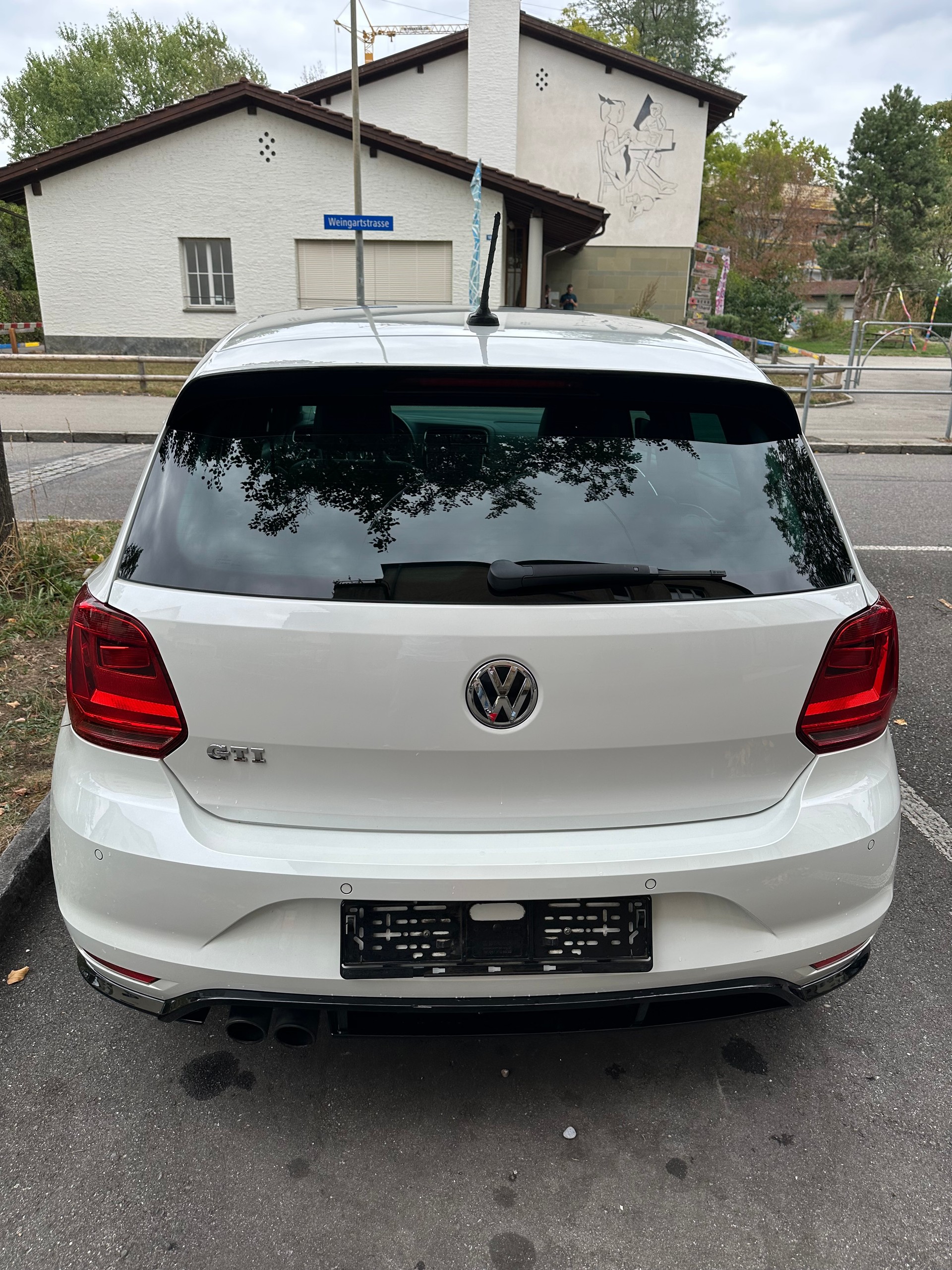 VW 1.8 TSI GTI-image-3