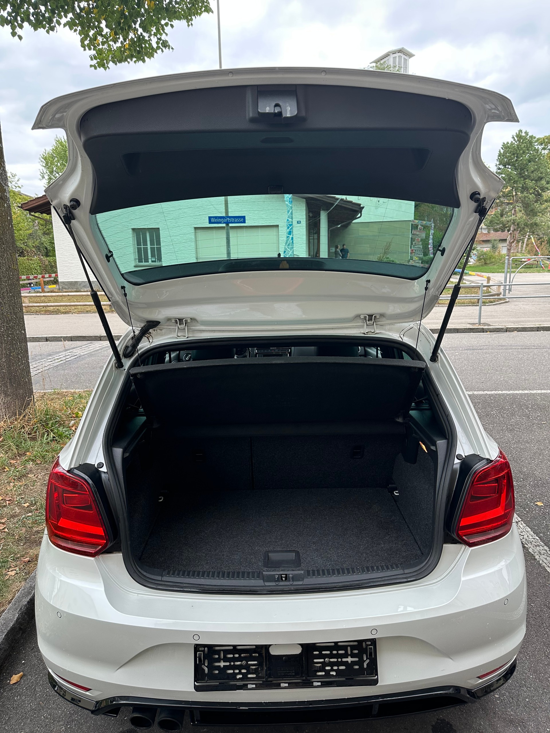 VW 1.8 TSI GTI-image-2