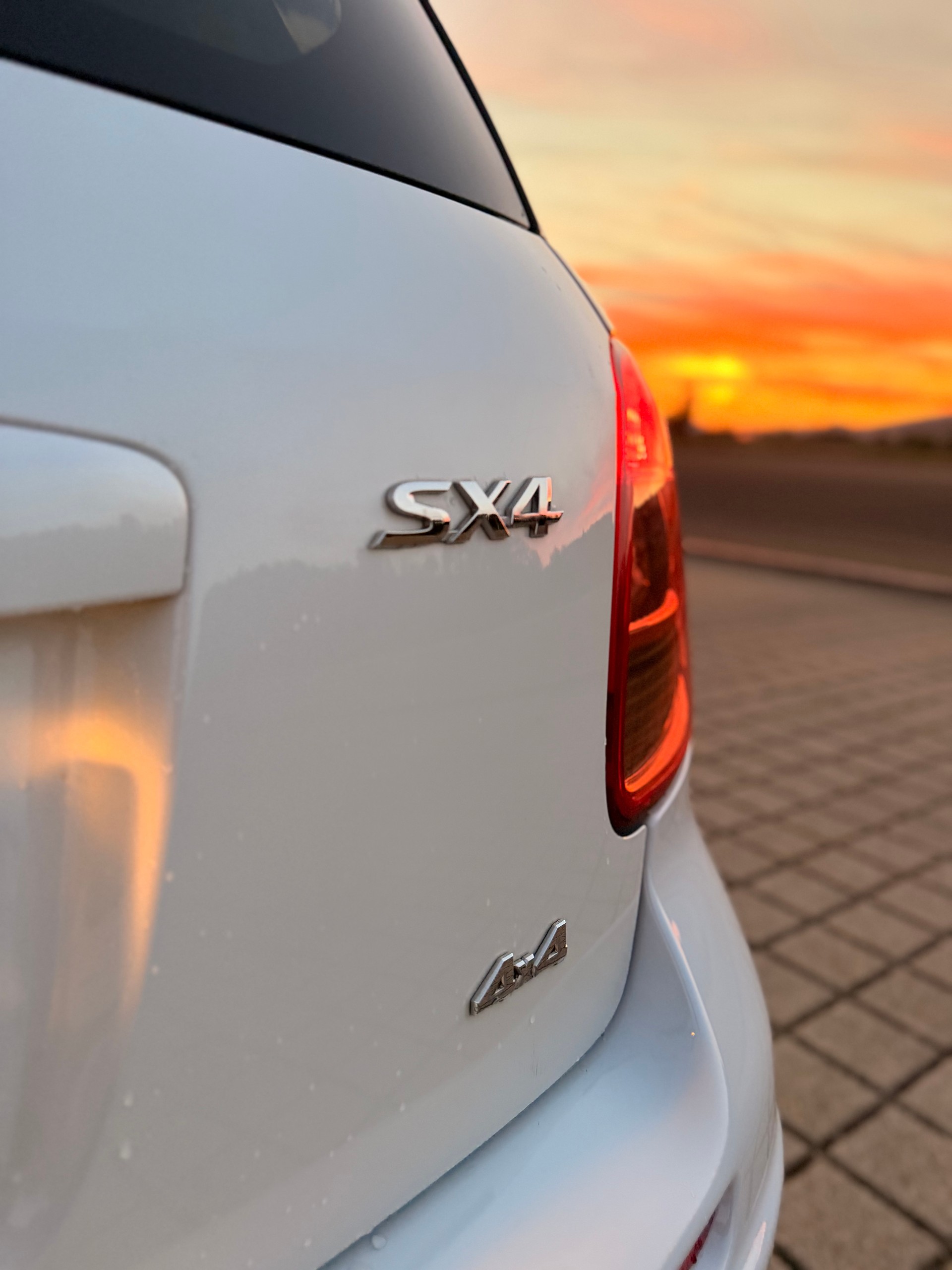 SUZUKI SX4 1.6 16V GL Top Barry 4WD-image-8