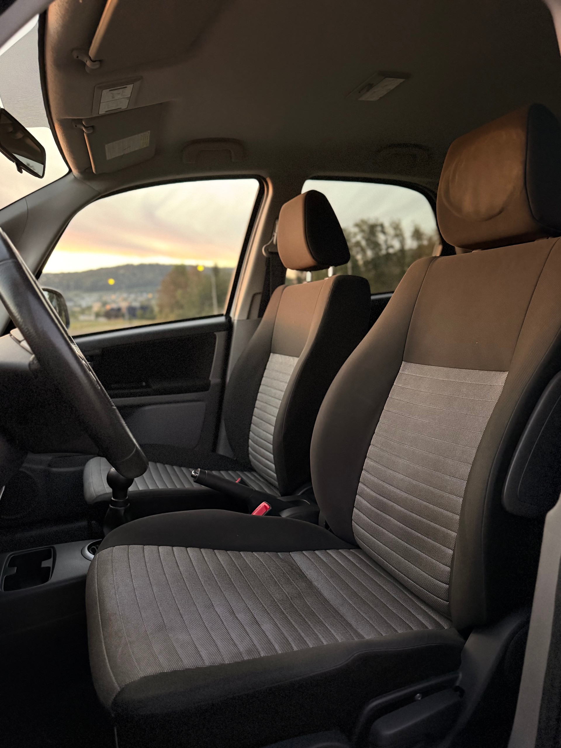 SUZUKI SX4 1.6 16V GL Top Barry 4WD-image-19