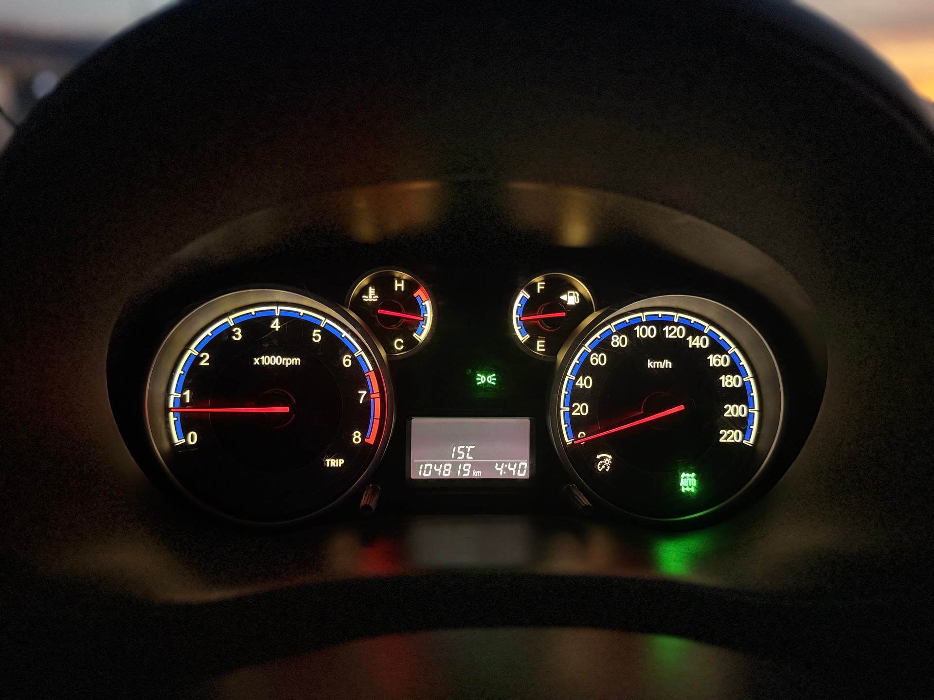 SUZUKI SX4 1.6 16V GL Top Barry 4WD-image-21