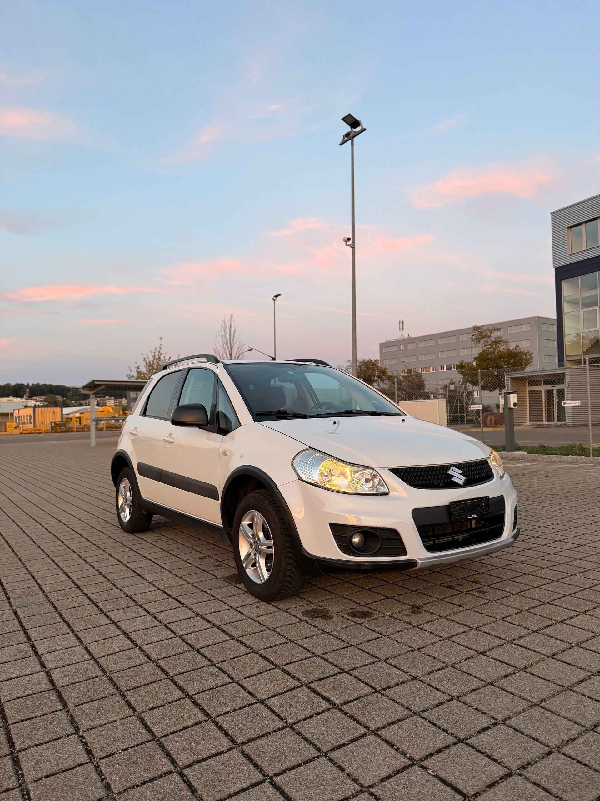 SUZUKI SX4 1.6 16V GL Top Barry 4WD-image-4