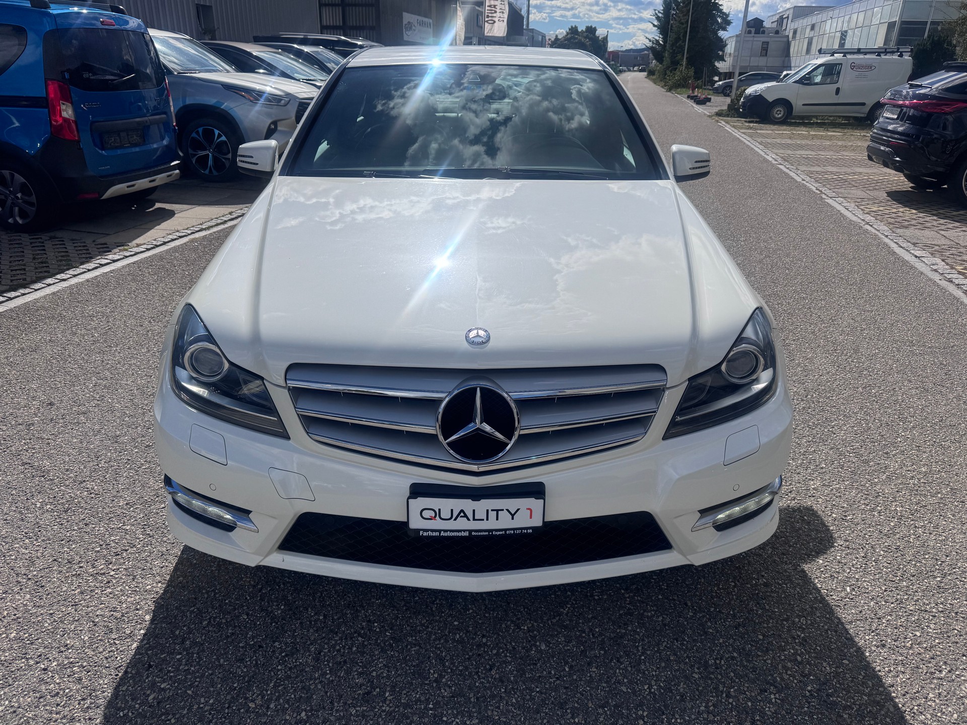 MERCEDES-BENZ C 350 Avantgarde 4Matic 7G-Tronic-image-2
