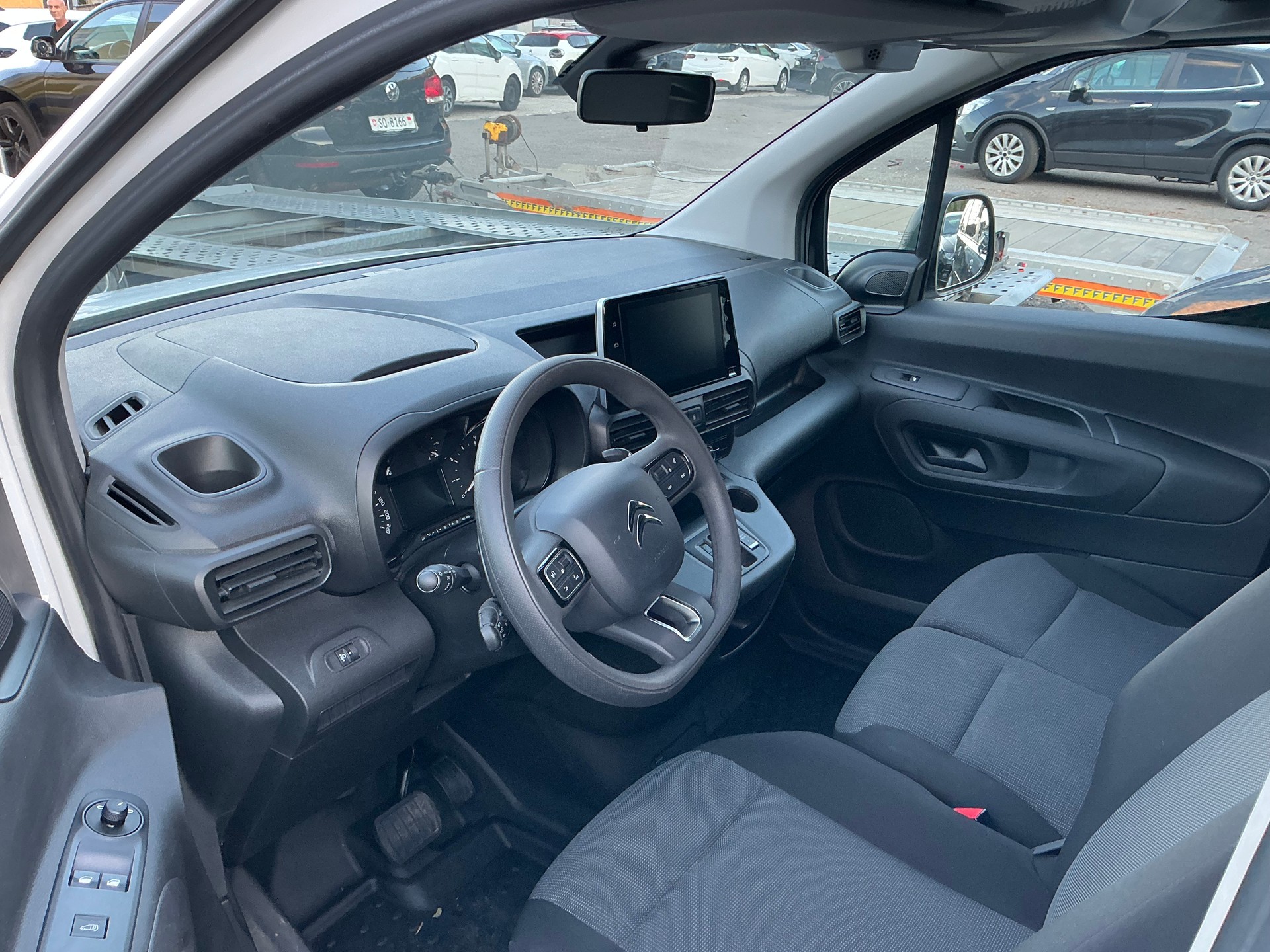 CITROEN Berlingo Van 1.2 Pure Tech 130 s/s Club EAT8 1000kg-image-7