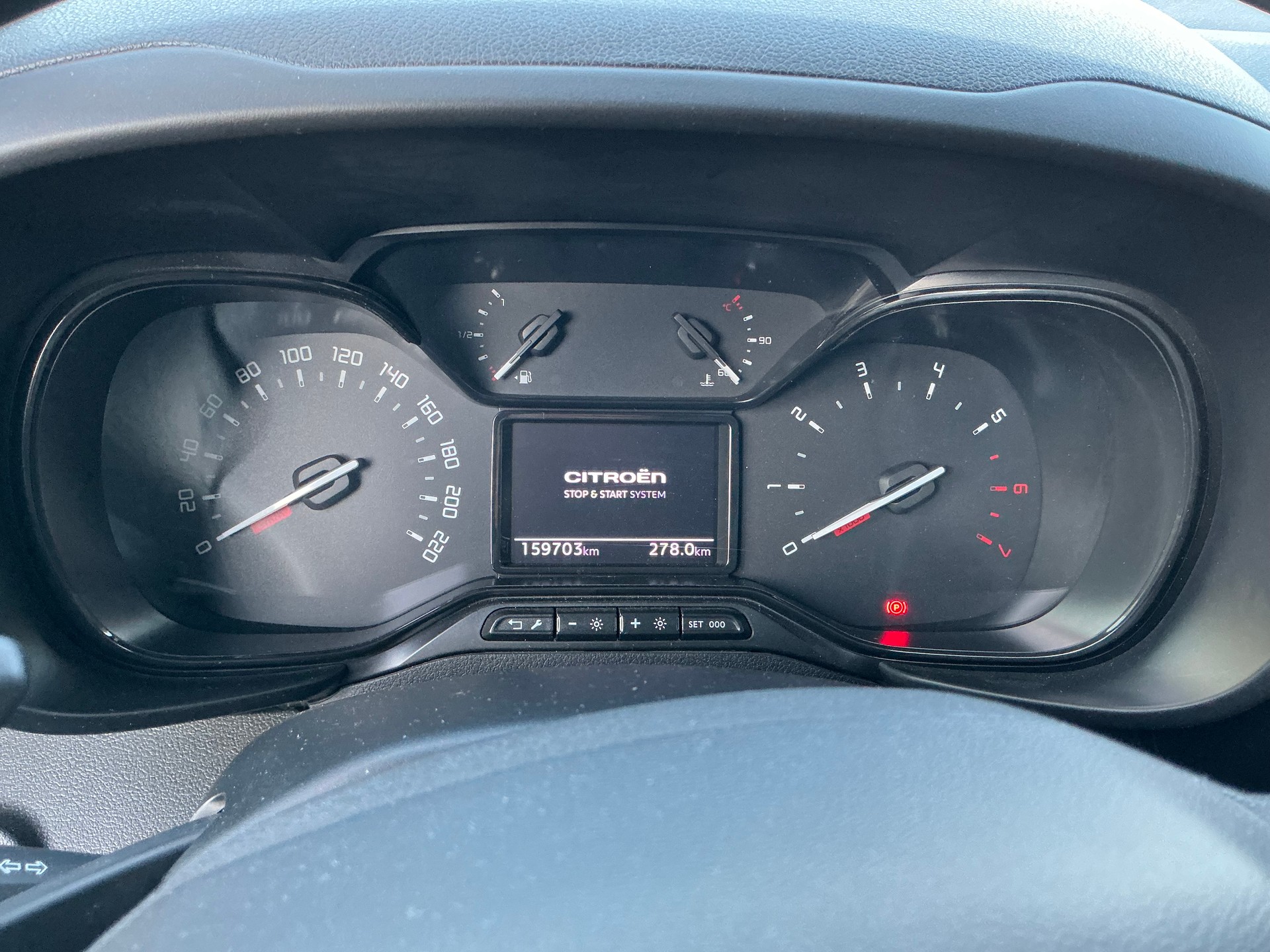 CITROEN Berlingo Van 1.2 Pure Tech 130 s/s Club EAT8 1000kg-image-6