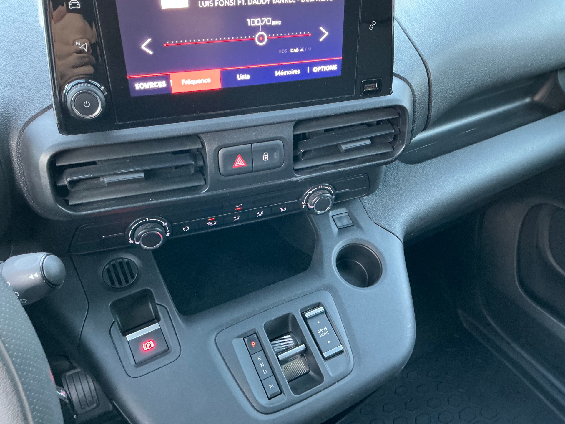 CITROEN Berlingo Van 1.2 Pure Tech 130 s/s Club EAT8 1000kg-image-9