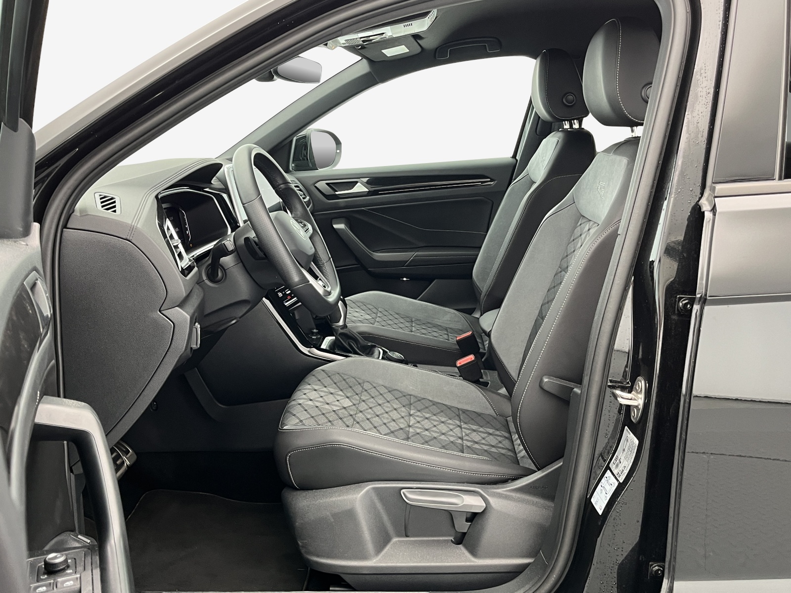 VW T-Roc 2.0 TSI R-Line DSG 4Motion-image-7