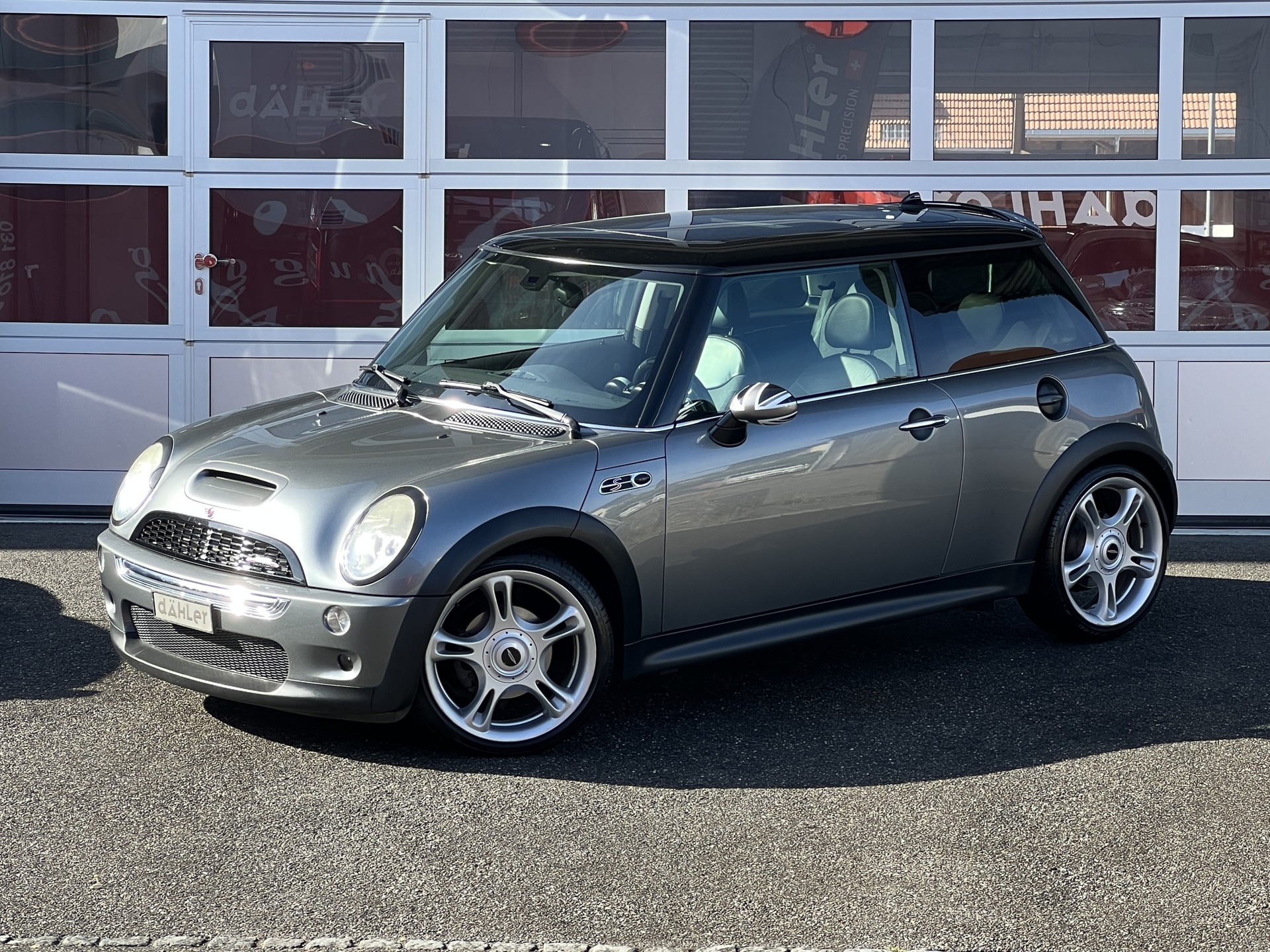 MINI Mini Cooper S-image-0