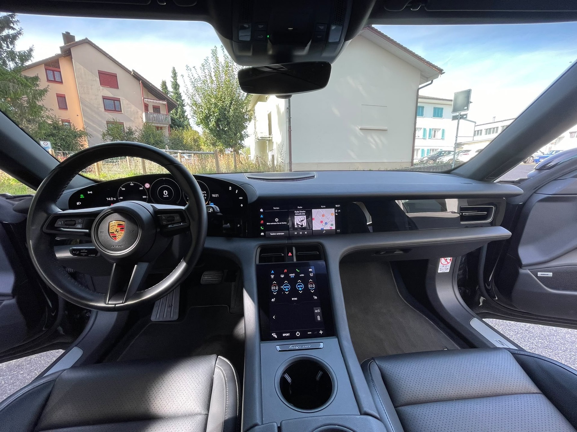 PORSCHE Taycan 4S Cross Turismo CH-Auto nur Porsche Service-image-12