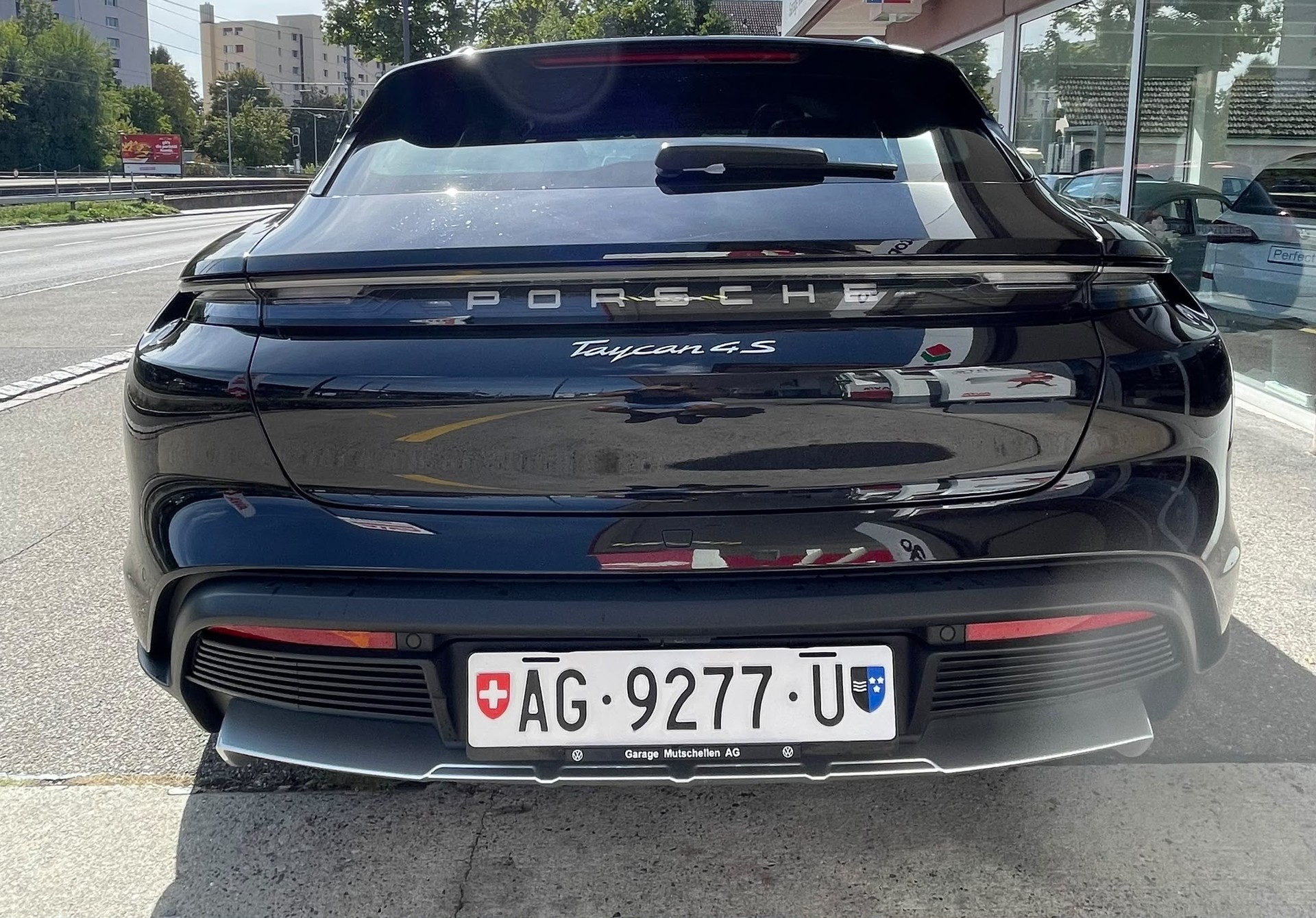 PORSCHE Taycan 4S Cross Turismo CH-Auto nur Porsche Service-image-3