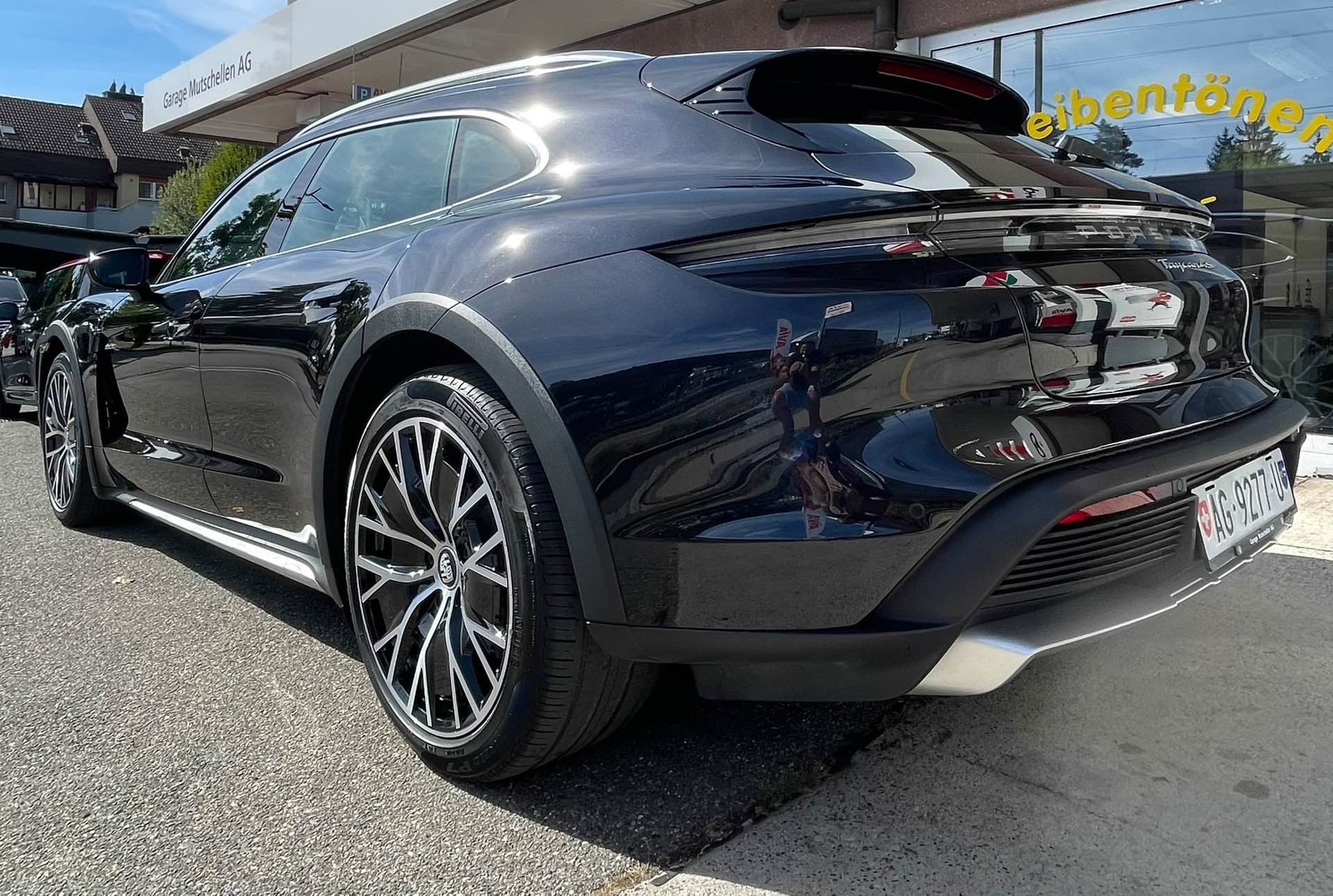 PORSCHE Taycan 4S Cross Turismo CH-Auto nur Porsche Service-image-8