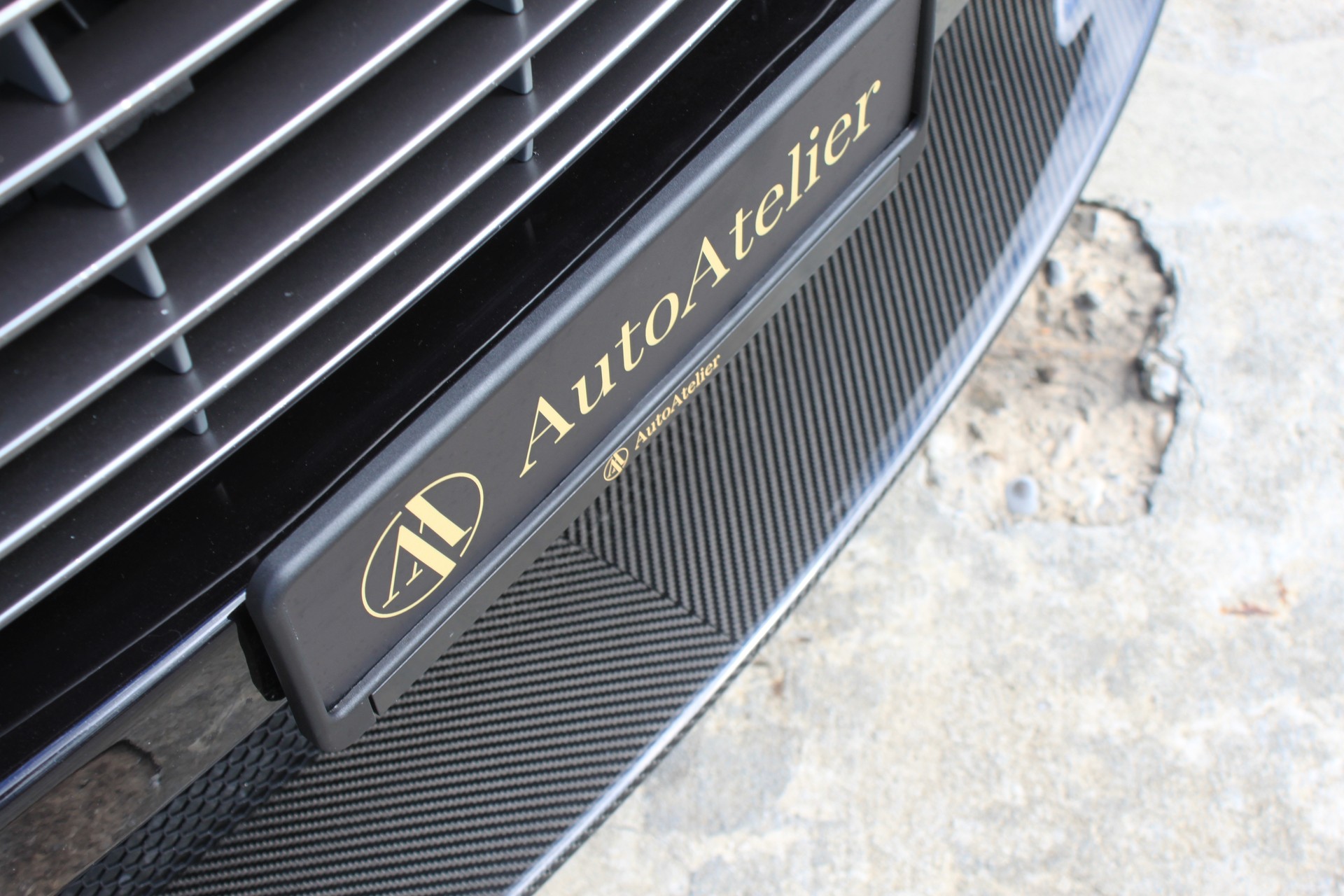 ASTON MARTIN V8 Vantage 4.7 S Sportshift-image-10