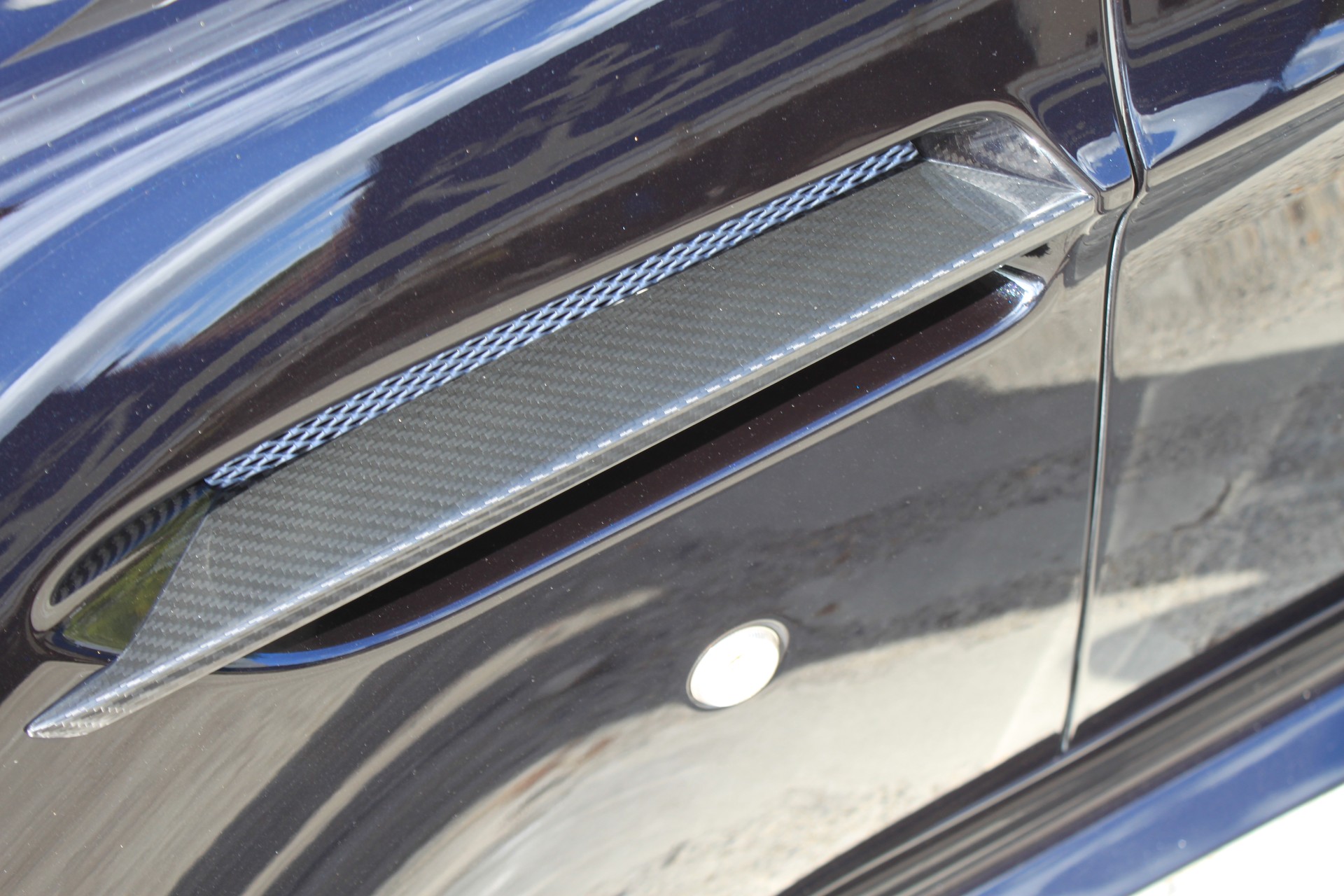 ASTON MARTIN V8 Vantage 4.7 S Sportshift-image-11