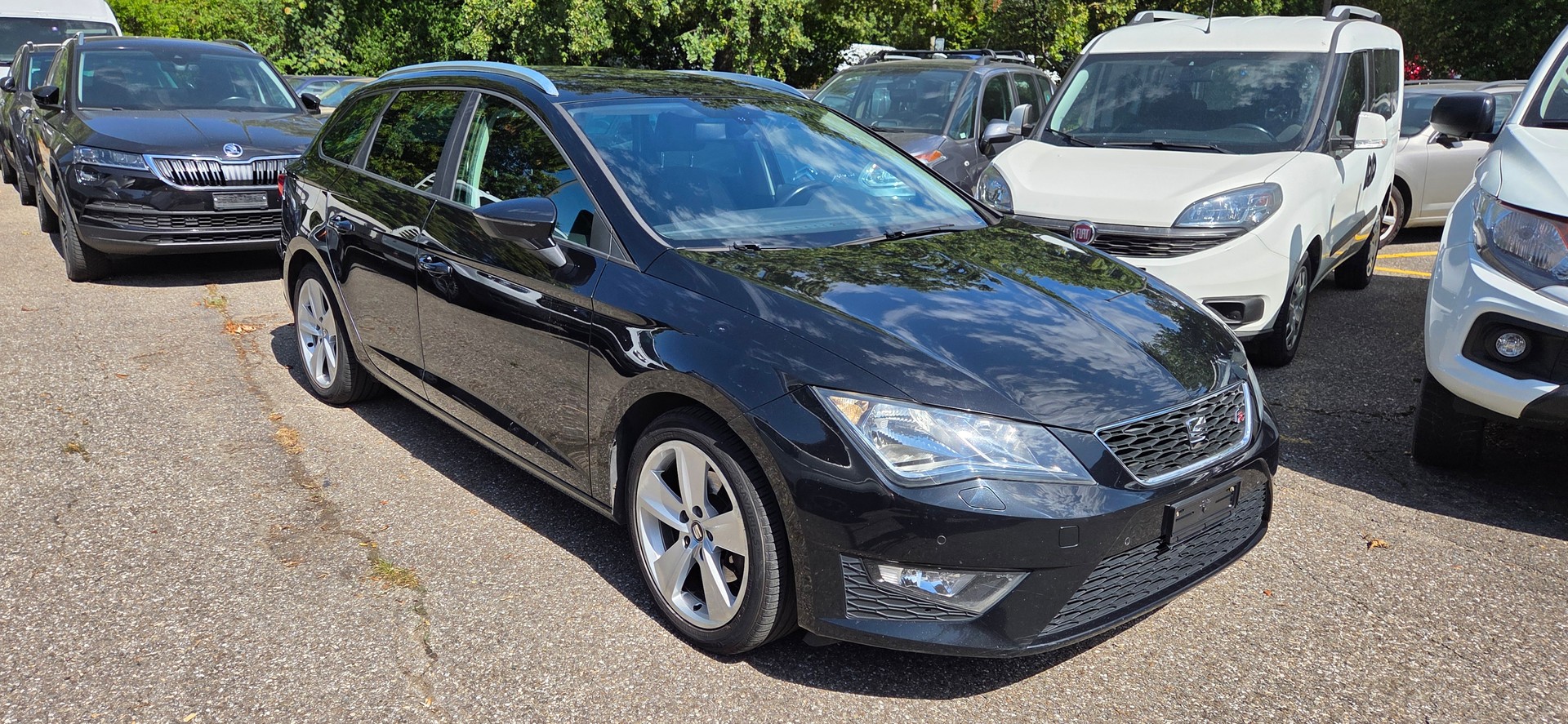 SEAT Leon ST 1.4 TSI FR-image-2