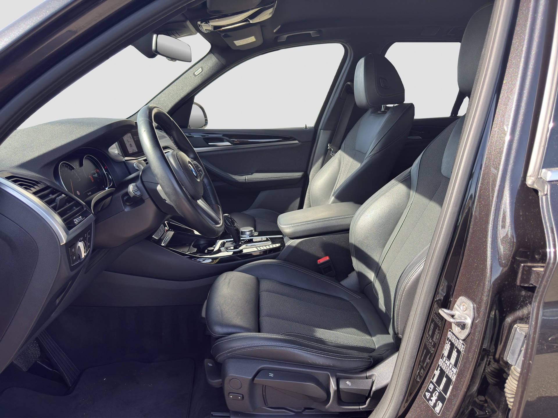 BMW X3 xDrive 20d Individual xLine Steptronic-image-8