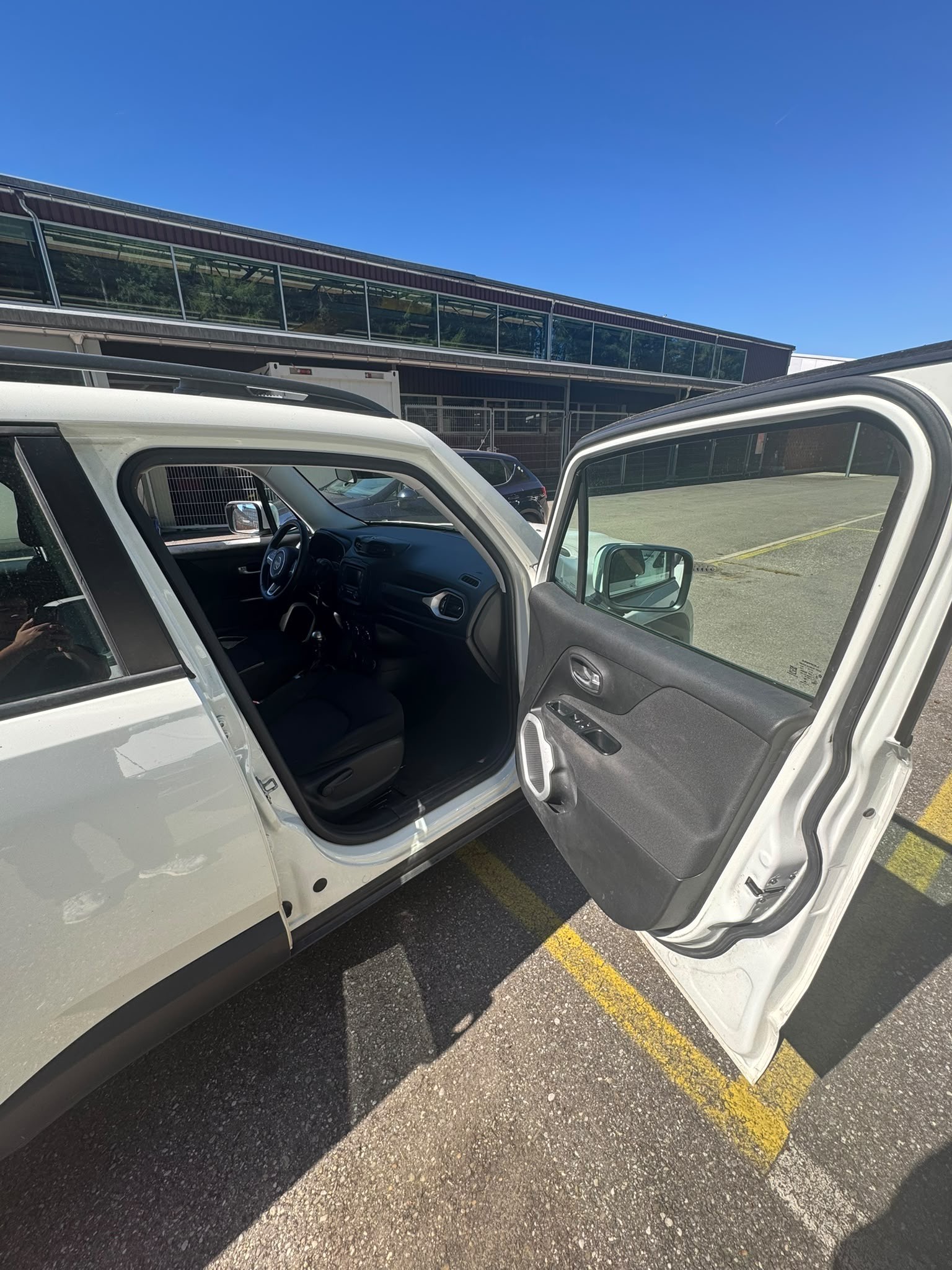 JEEP Renegade 2.0 CRD Longtitude Swiss Edition AWD-image-9
