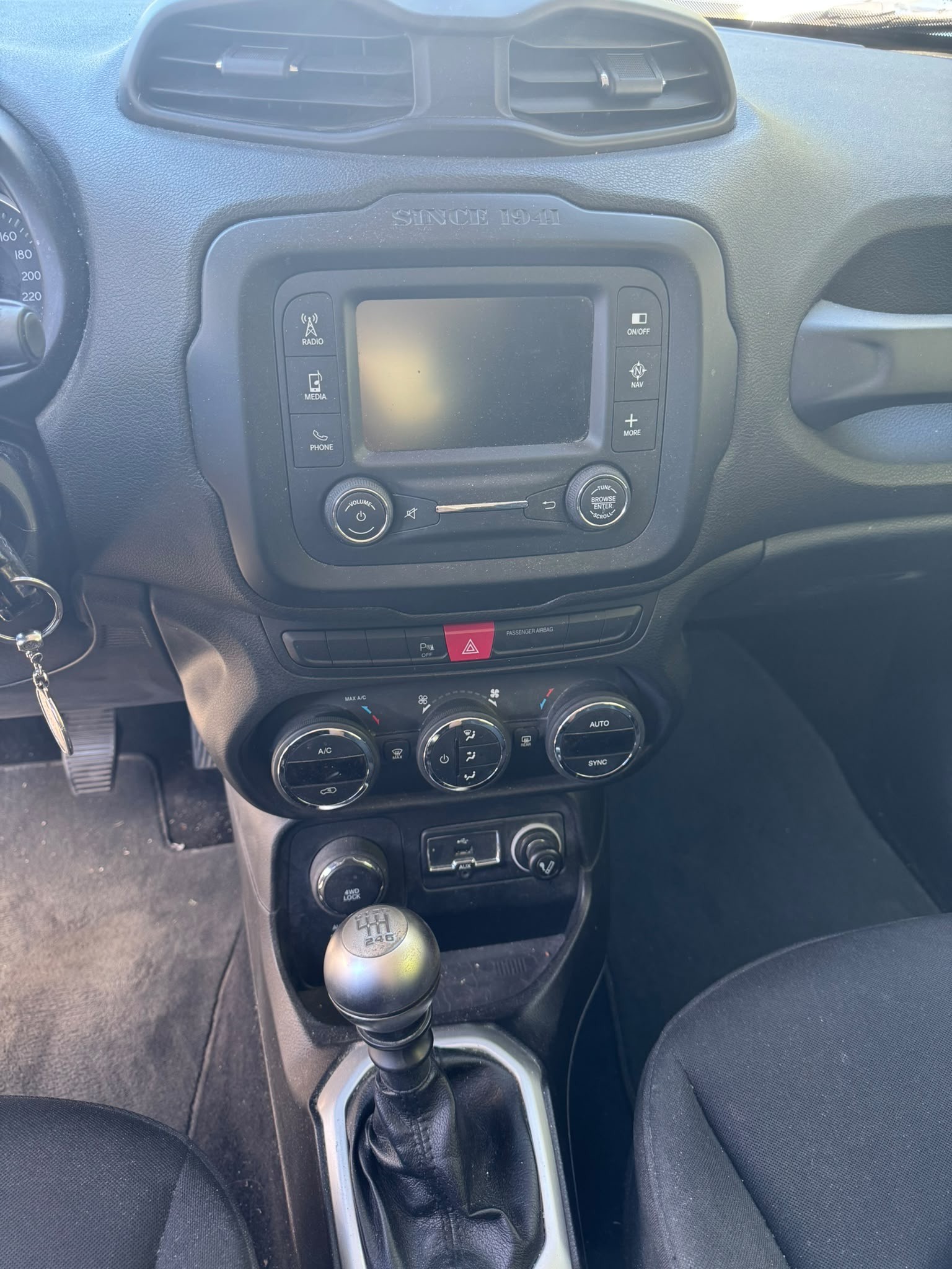 JEEP Renegade 2.0 CRD Longtitude Swiss Edition AWD-image-11