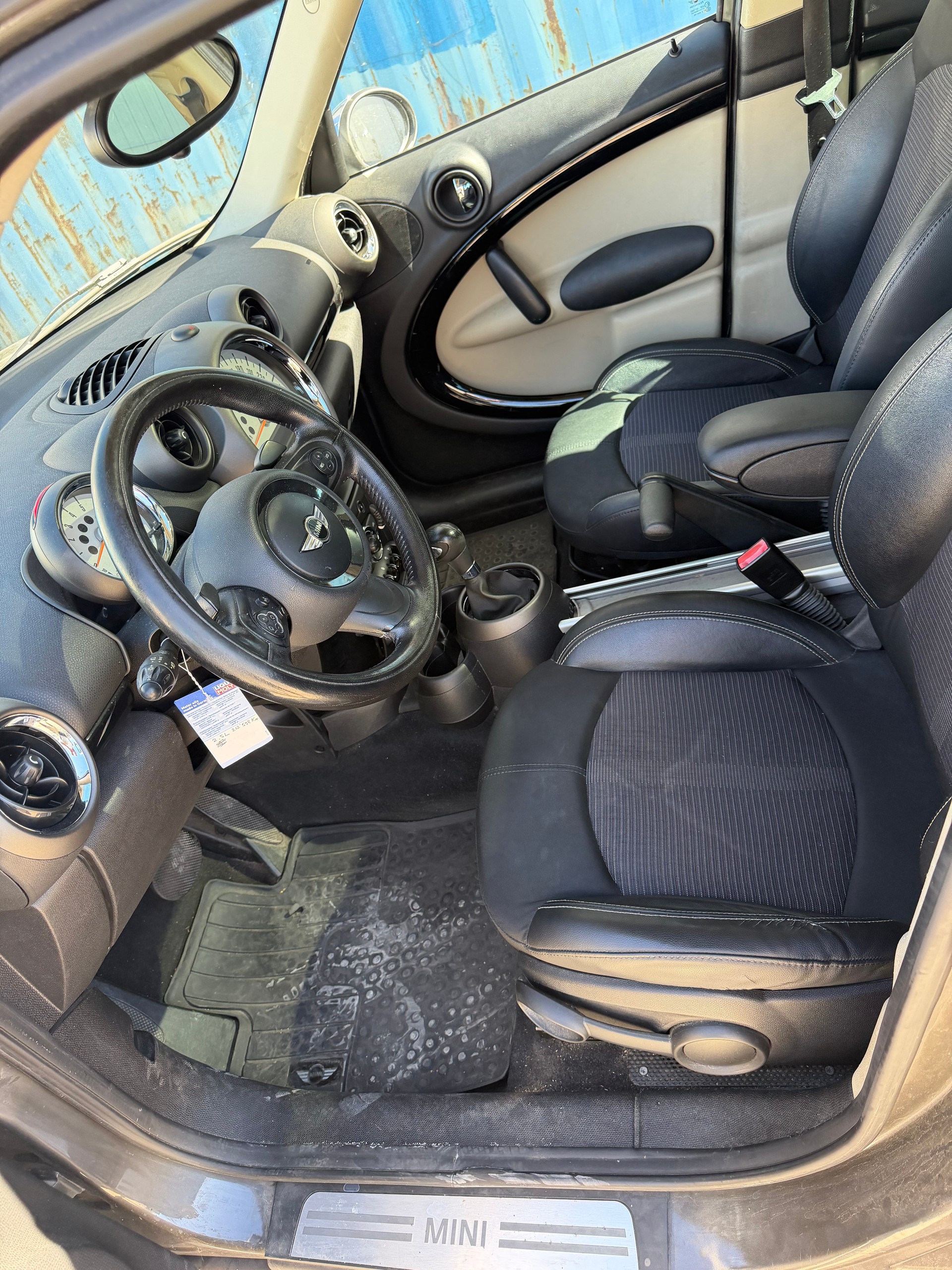 MINI Countryman Cooper FWD Steptronic-image-10