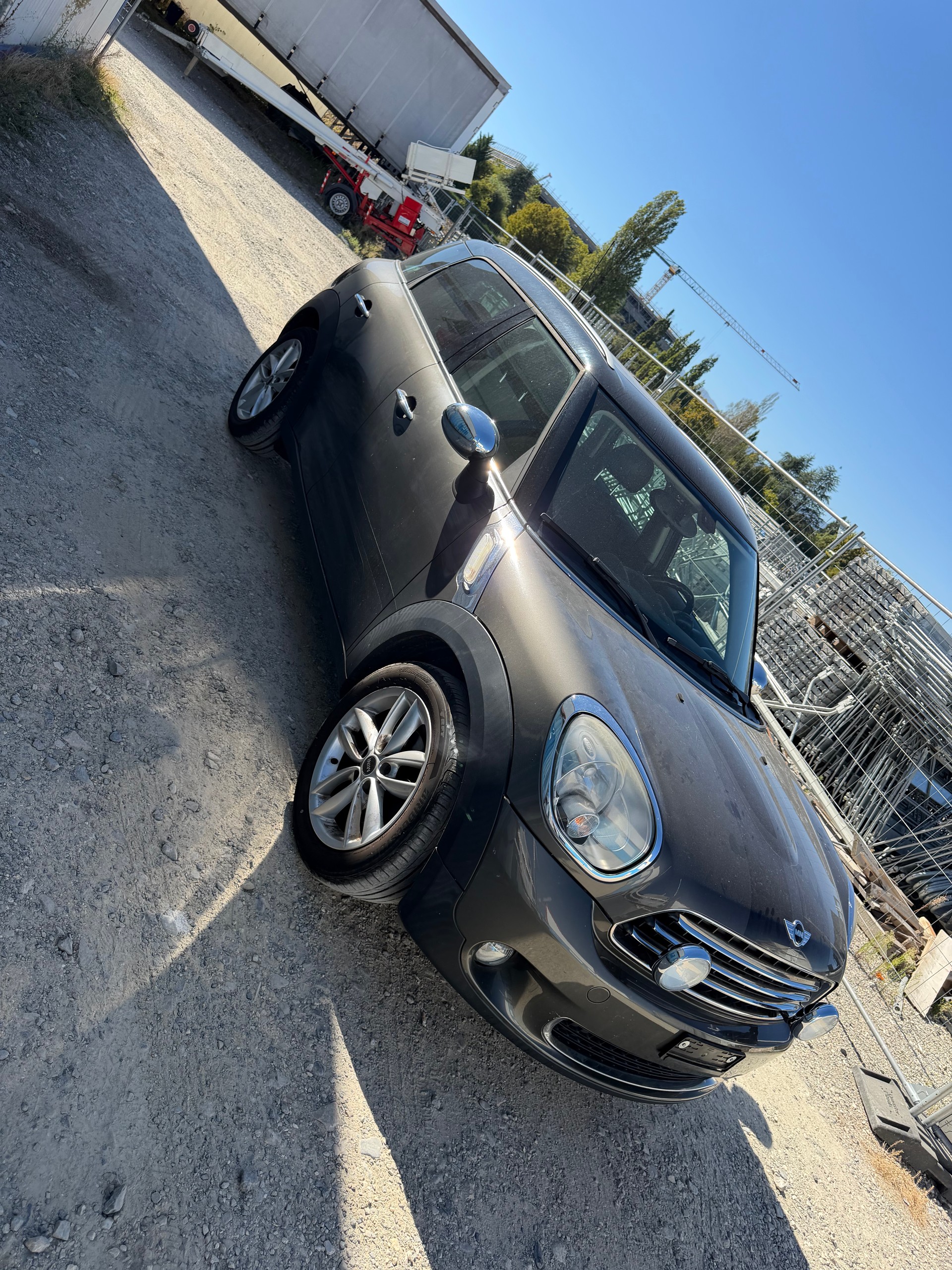MINI Countryman Cooper FWD Steptronic-image-2