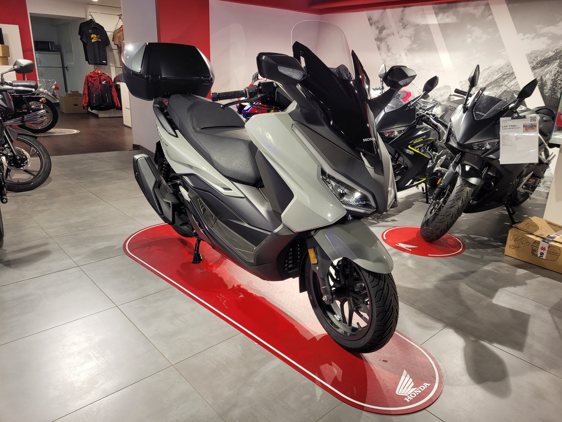 HONDA NSS 350 Top Box