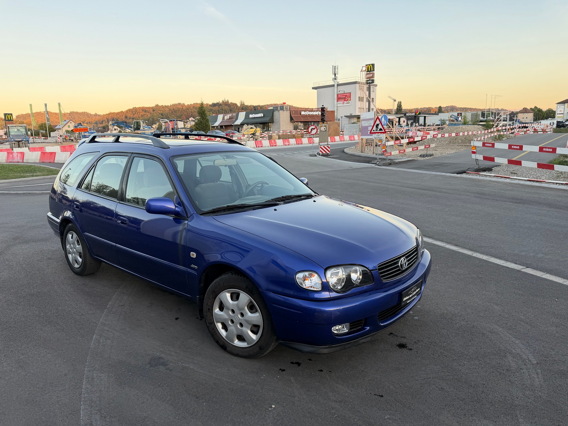 TOYOTA Corolla Sportswagon 1.8 Linea Sol 4WD-image-1