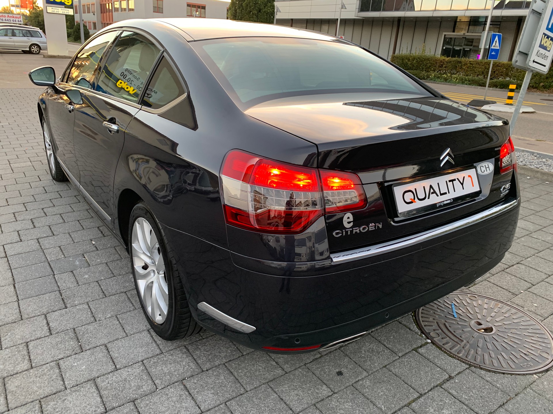 CITROEN C5 Berline 2.2 HDi Exclusive Automatic-image-2